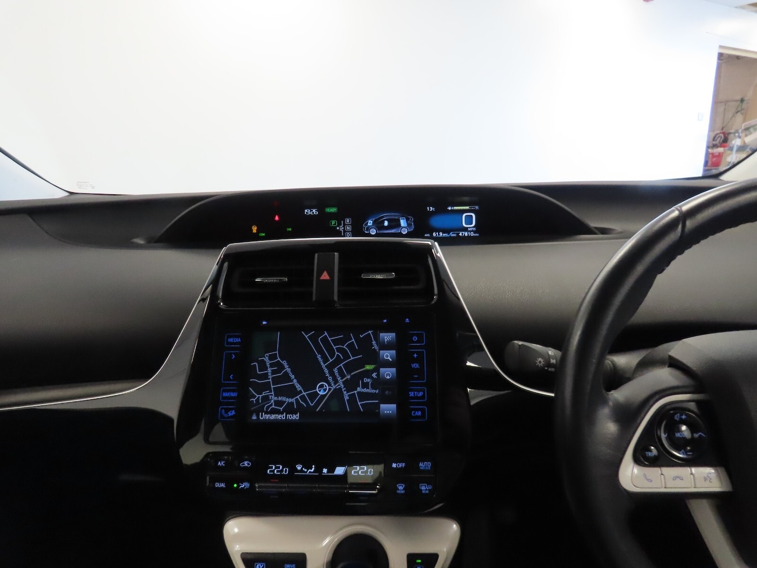 Used Toyota Prius 2017 for sale - 76580225: Photo 23