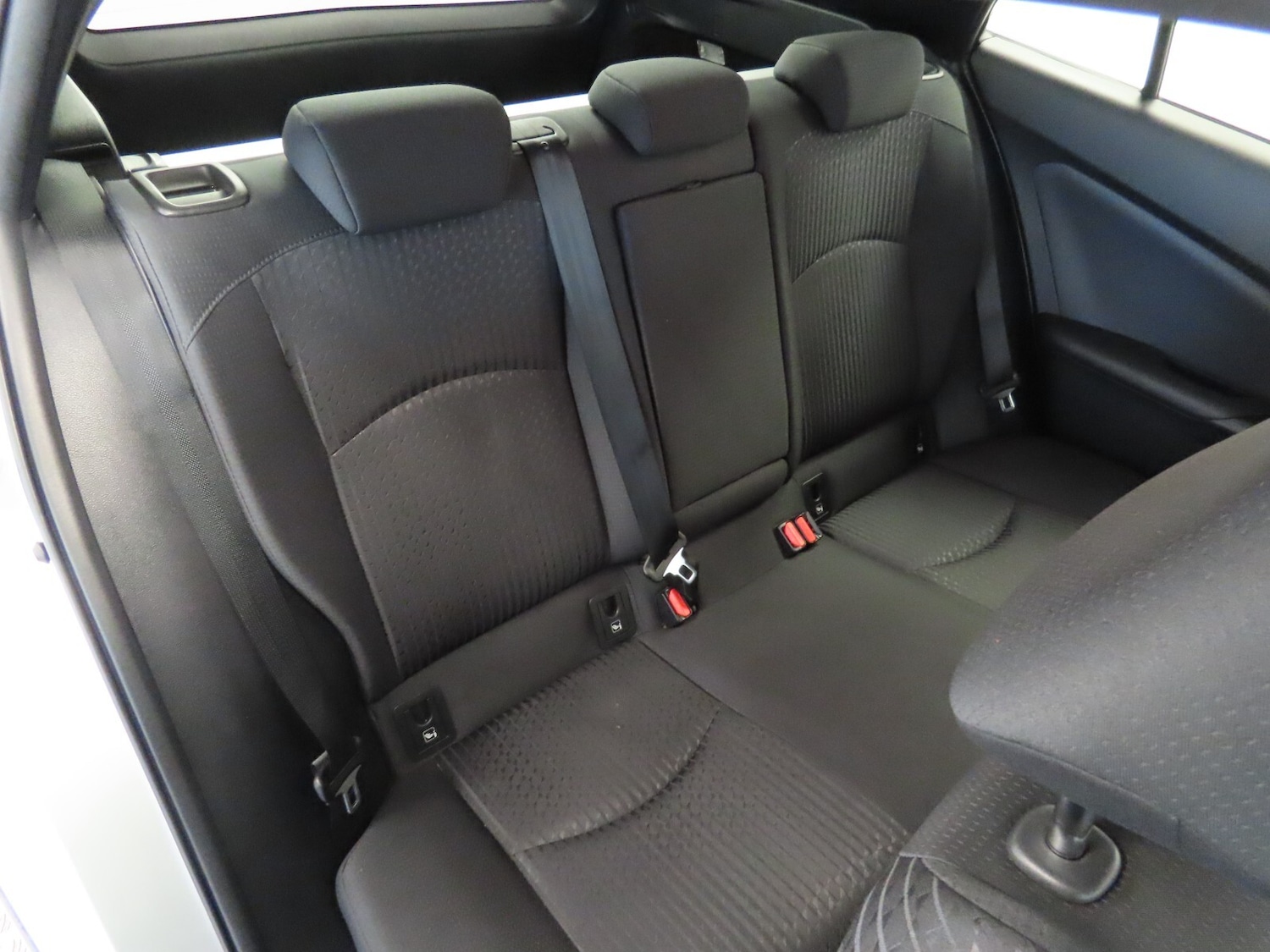 Used Toyota Prius 2017 for sale - 76580225: Photo 33