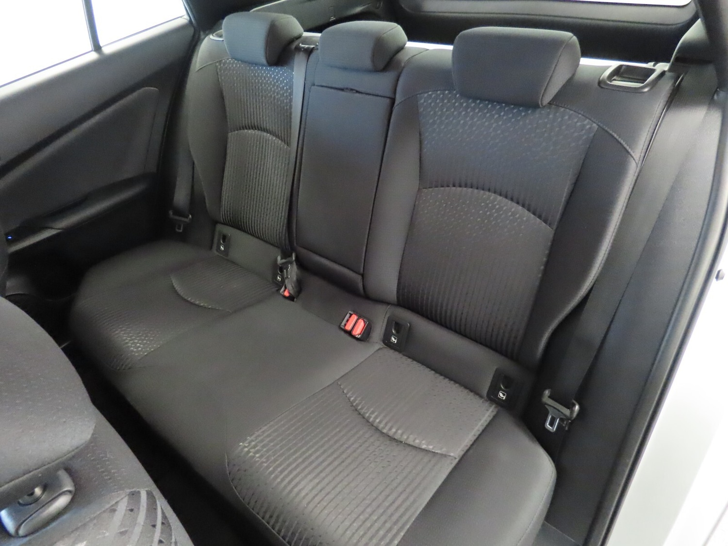 Used Toyota Prius 2017 for sale - 76580225: Photo 37