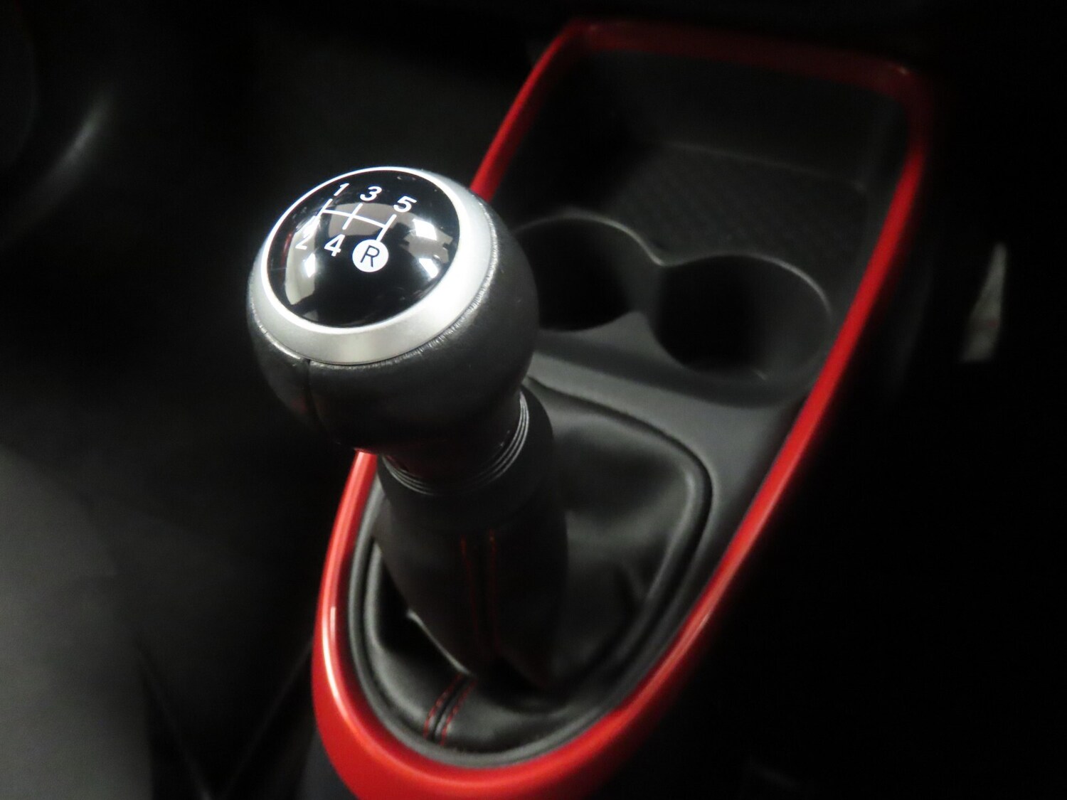 Used Toyota Aygo X 2022 for sale - 76602824: Photo 25