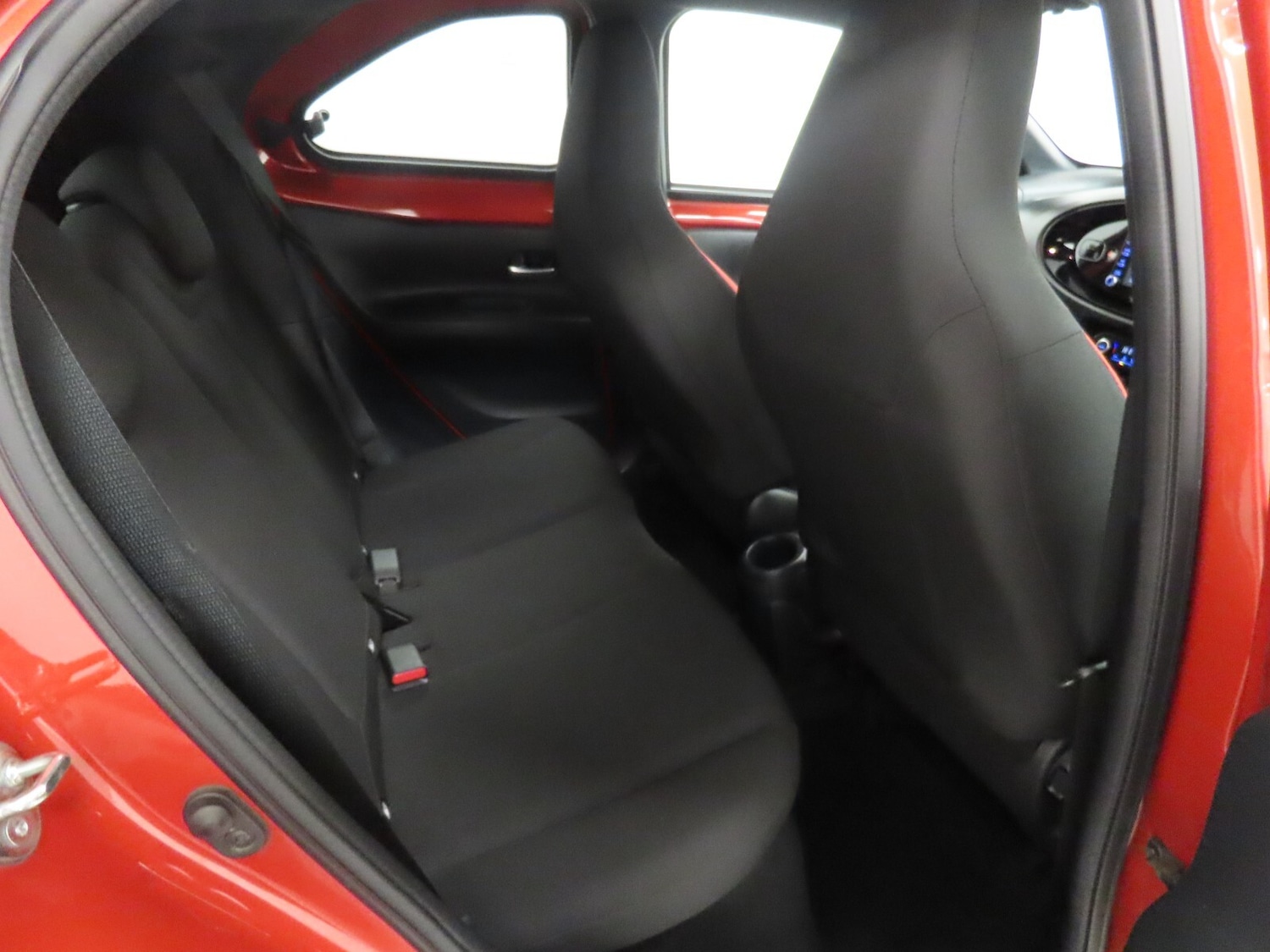 Used Toyota Aygo X 2022 for sale - 76602824: Photo 30