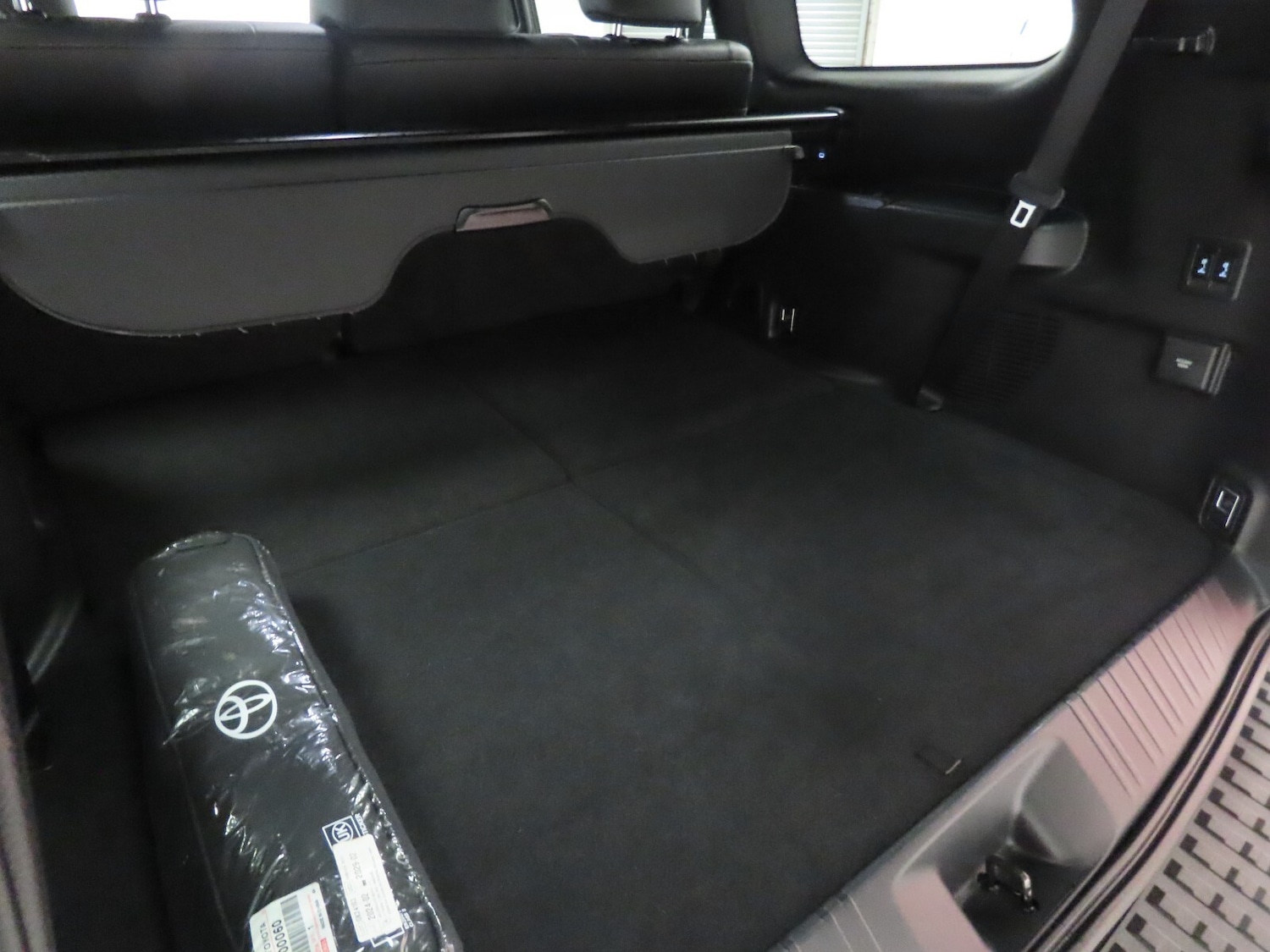 Used Toyota Land Cruiser 2024 for sale - 76647868: Photo 39