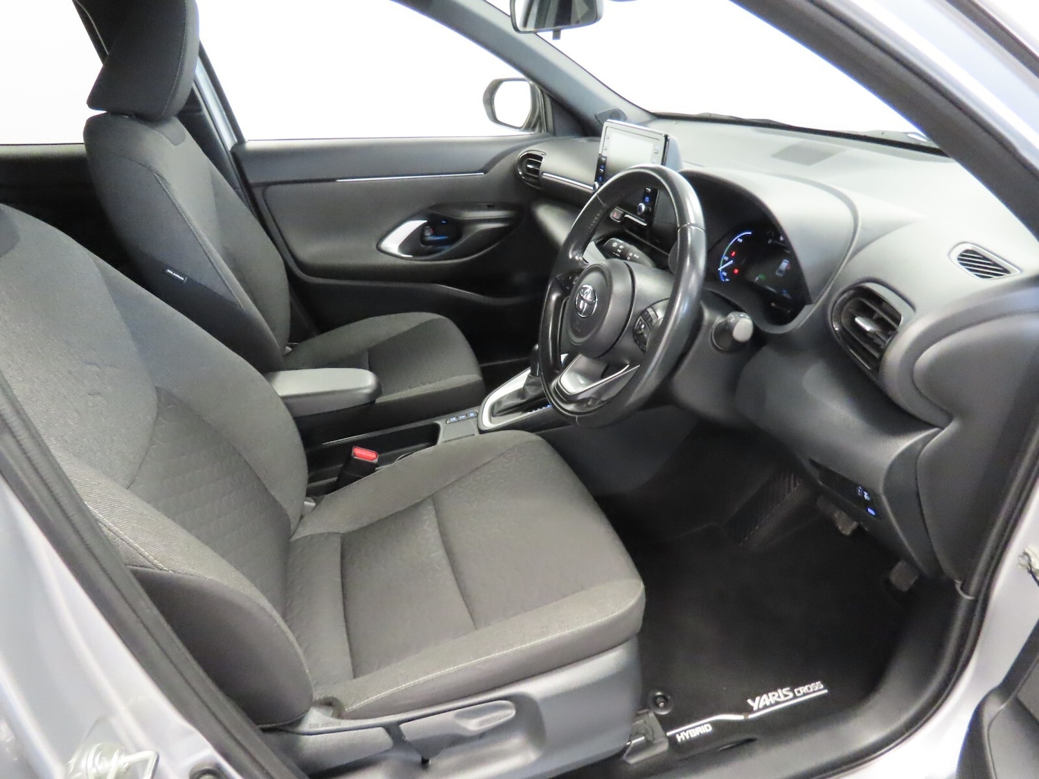 Used Toyota Yaris Cross 2022 for sale - 76276440: Photo 15