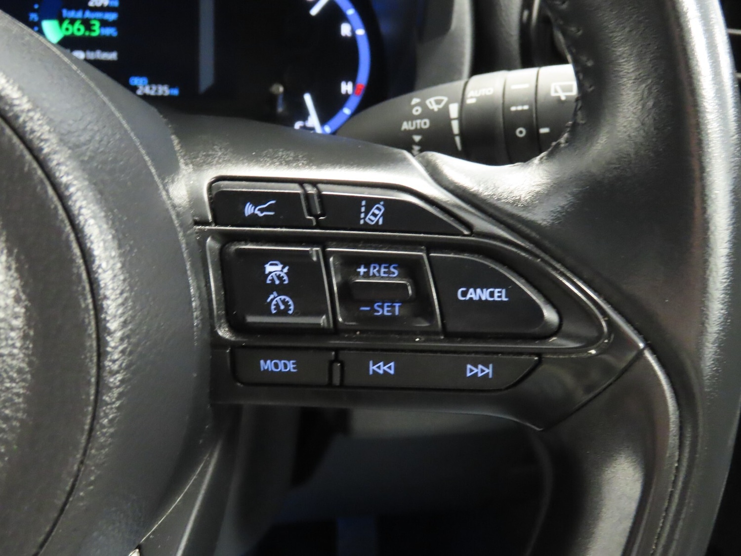 Used Toyota Yaris Cross 2022 for sale - 76276440: Photo 19
