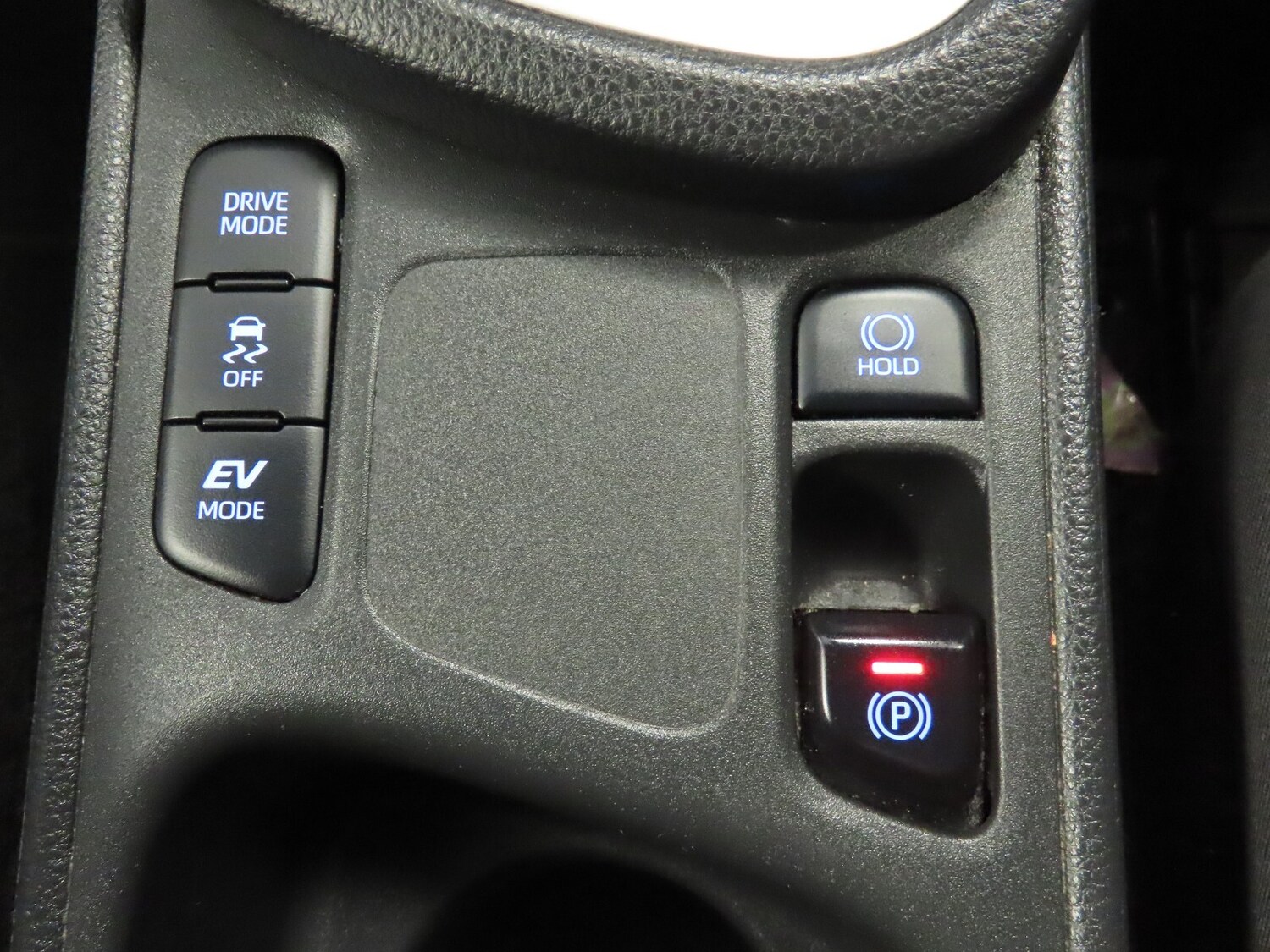 Used Toyota Yaris Cross 2022 for sale - 76276440: Photo 27