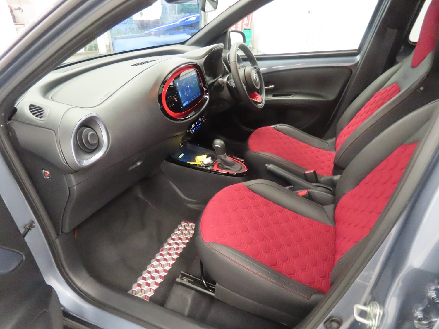 Used Toyota Aygo X 2023 for sale - 76984072: Photo 37