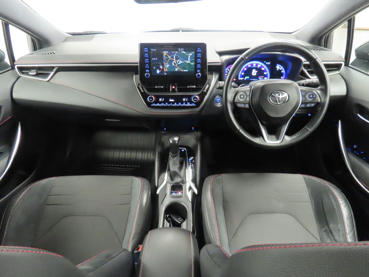 Used Toyota Corolla 2019 for sale - 76652640: Photo 30