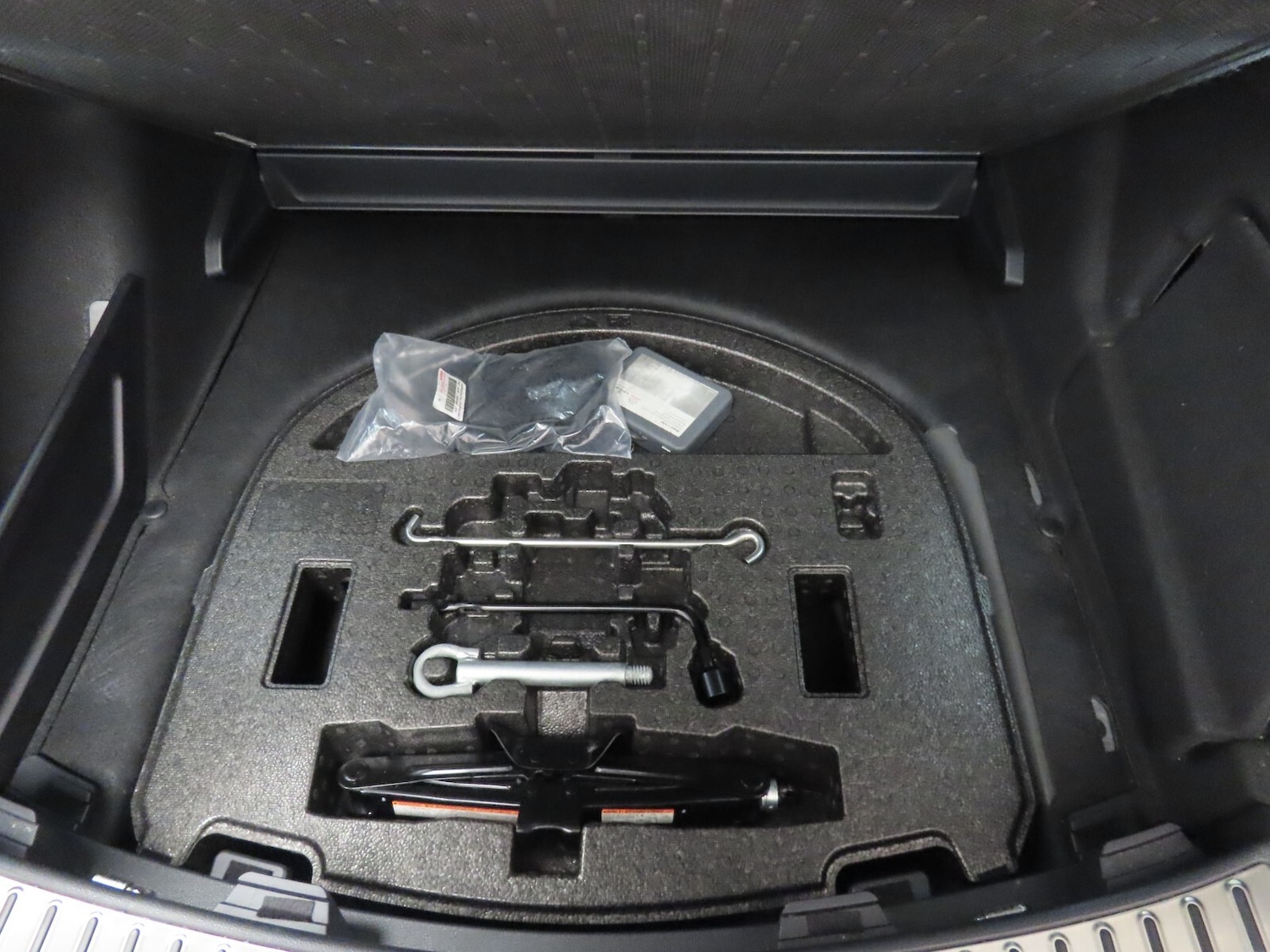 Used Toyota Corolla 2019 for sale - 76652640: Photo 34