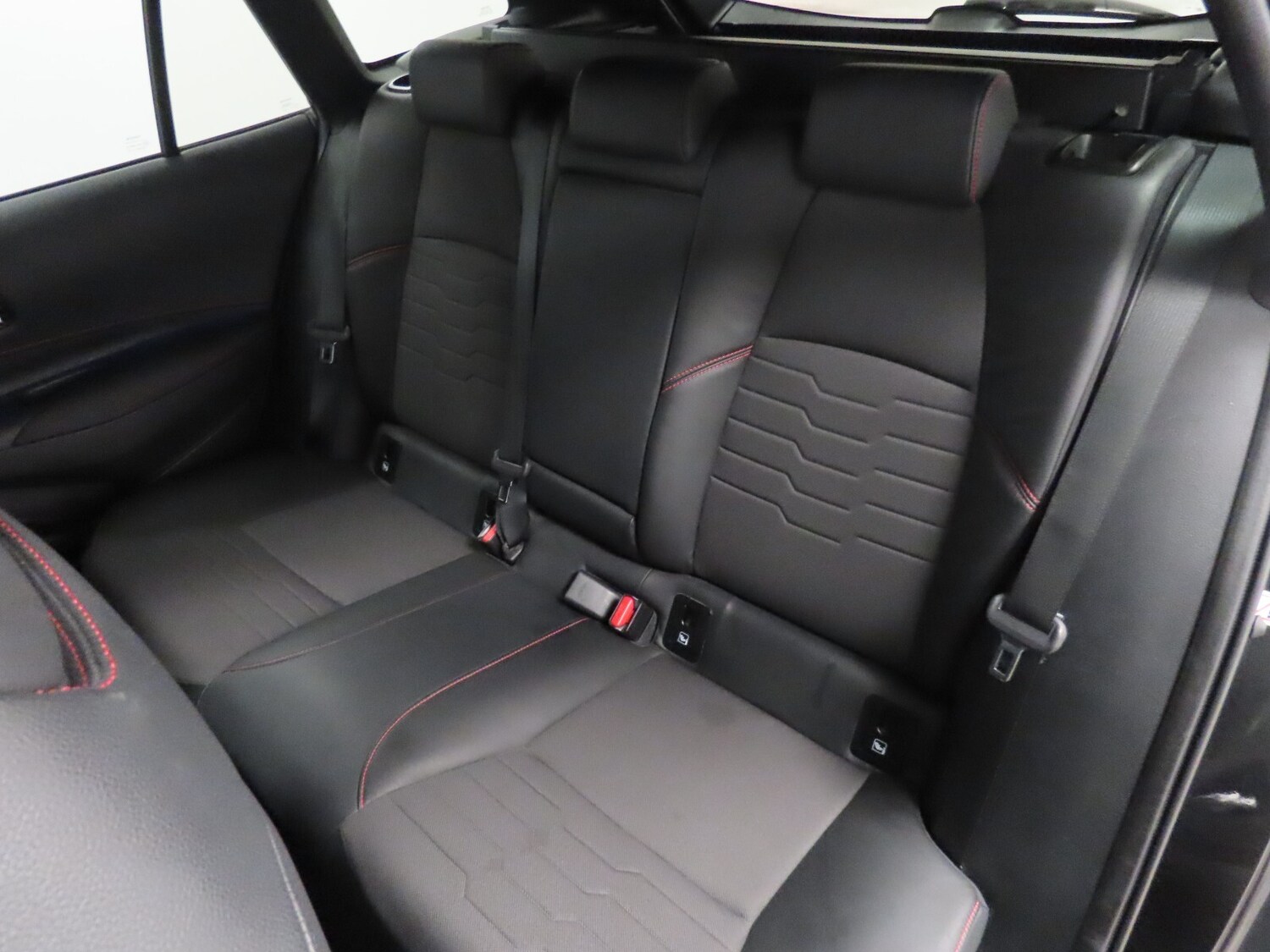 Used Toyota Corolla 2019 for sale - 76652640: Photo 36