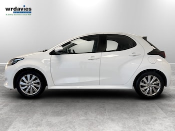 Used Toyota Yaris 2023 for sale - 78581457: Photo