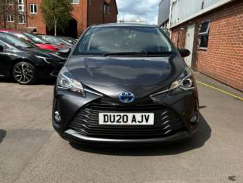 Used Toyota Yaris 2020 for sale - 74568744: Photo