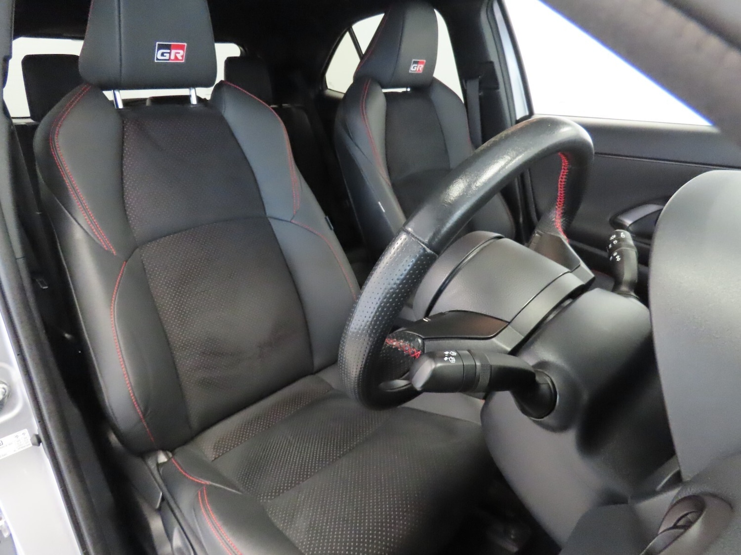 Used Toyota Yaris Cross 2023 for sale - 77353694: Photo 16