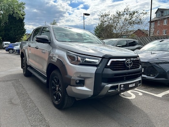 Used Toyota Hilux 2025 for sale - 78456418: Photo