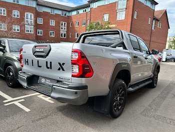 Used Toyota Hilux 2025 for sale - 78456418: Photo
