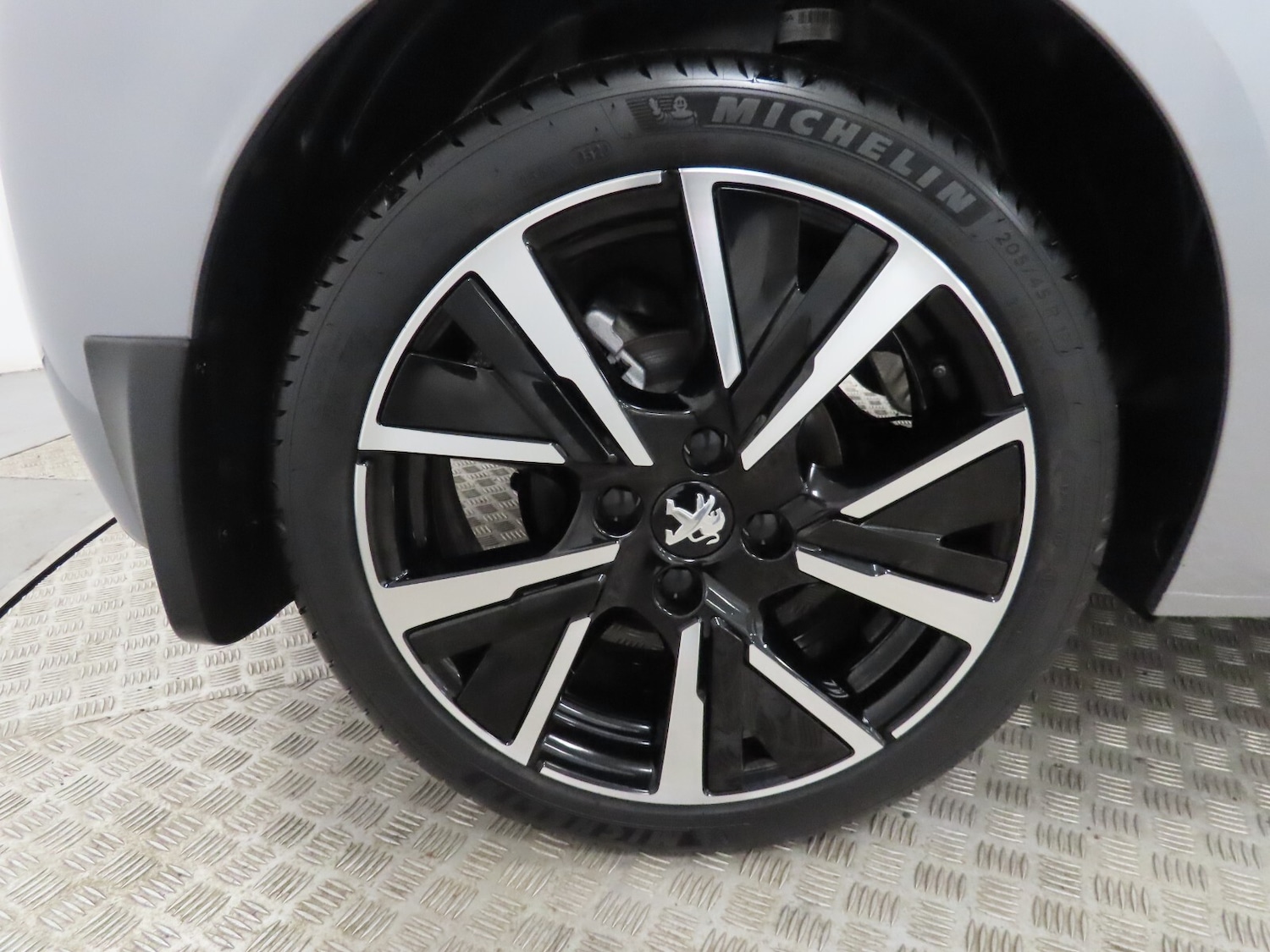 Used Peugeot 208 2020 for sale - 76766166: Photo 11