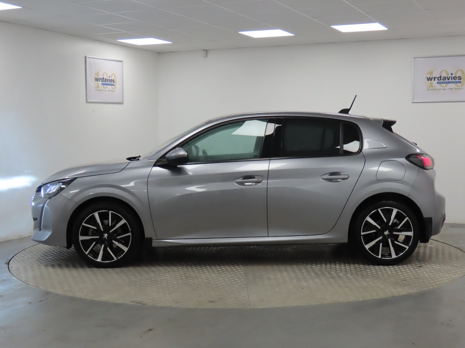 Used Peugeot 208 2020 for sale - 76766166: Photo 4