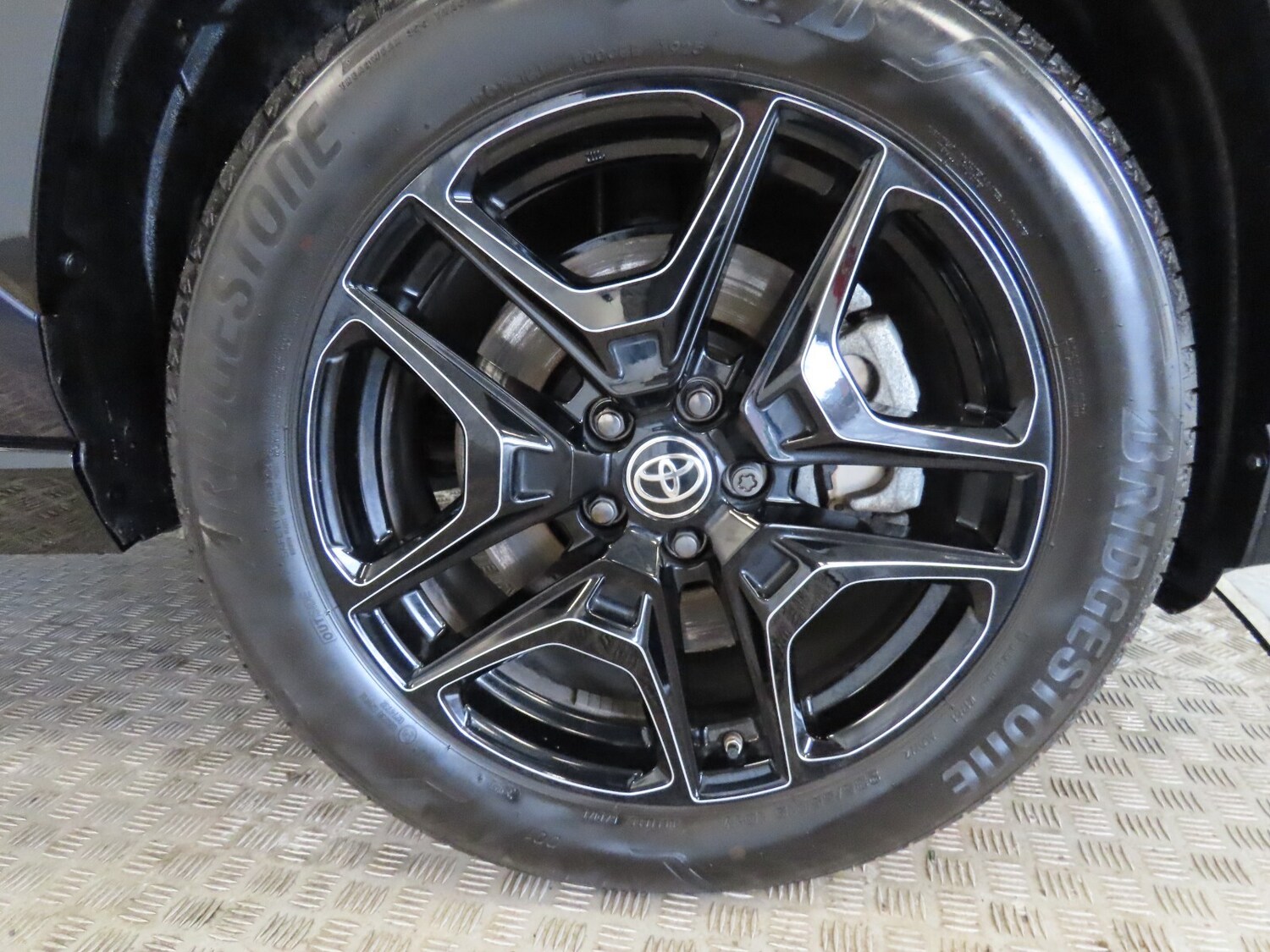 Used Toyota RAV4 2025 for sale - 77600302: Photo 10