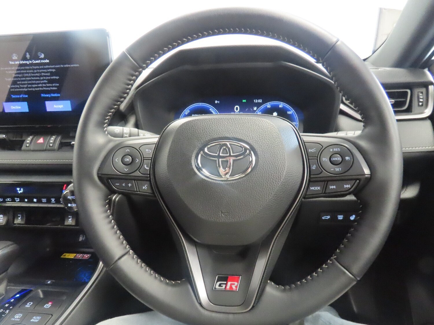 Used Toyota RAV4 2025 for sale - 77600302: Photo 18