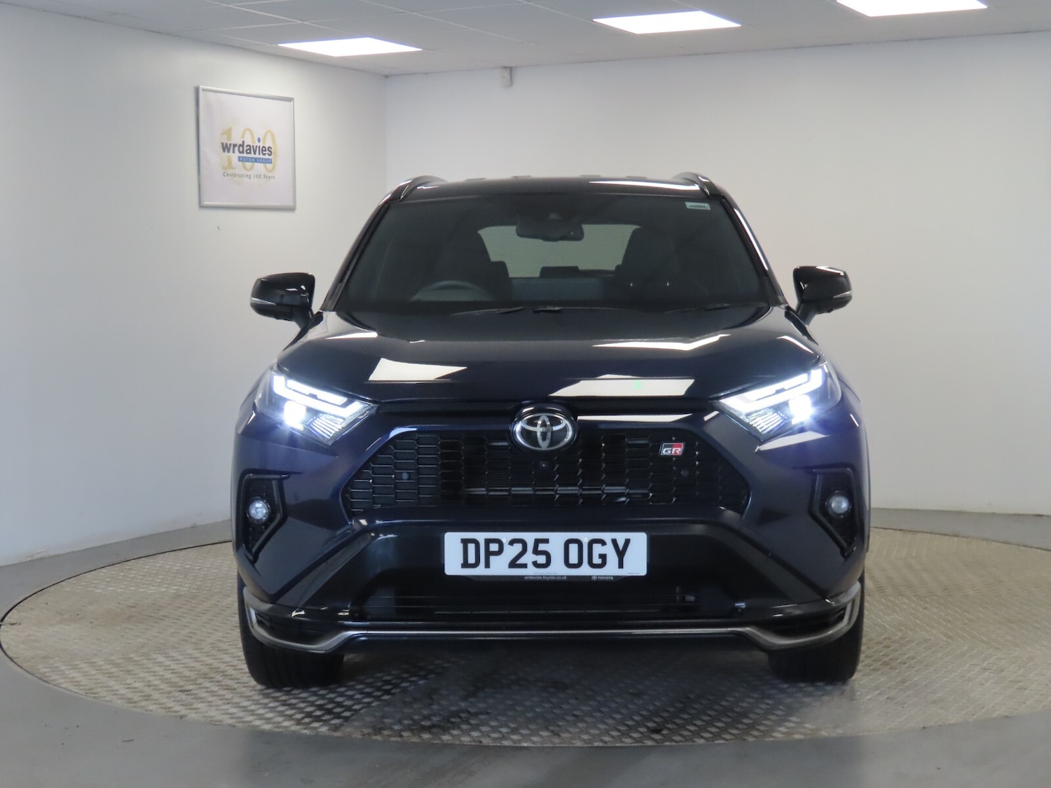 Used Toyota RAV4 2025 for sale - 77600302: Photo 2