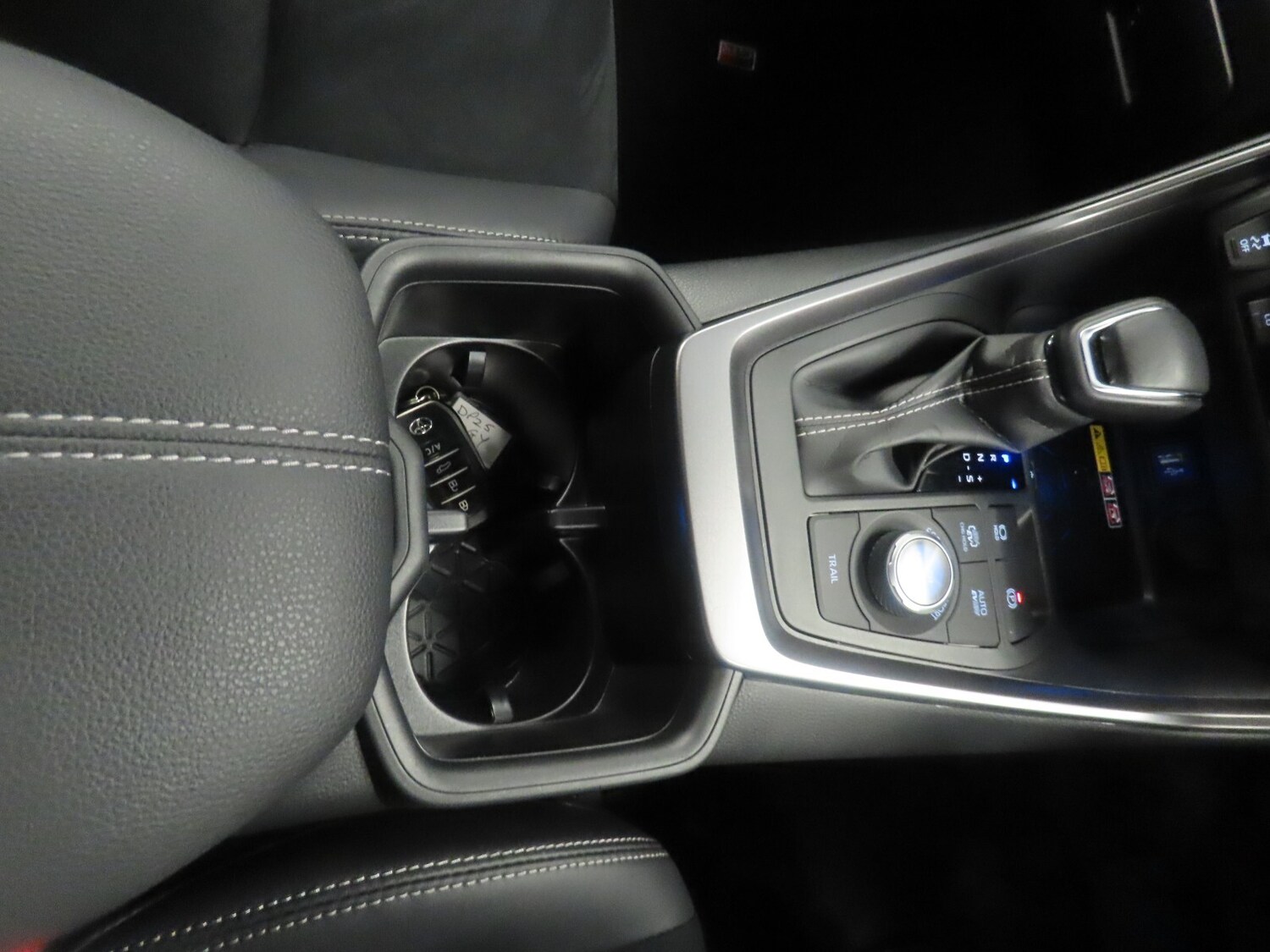 Used Toyota RAV4 2025 for sale - 77600302: Photo 28