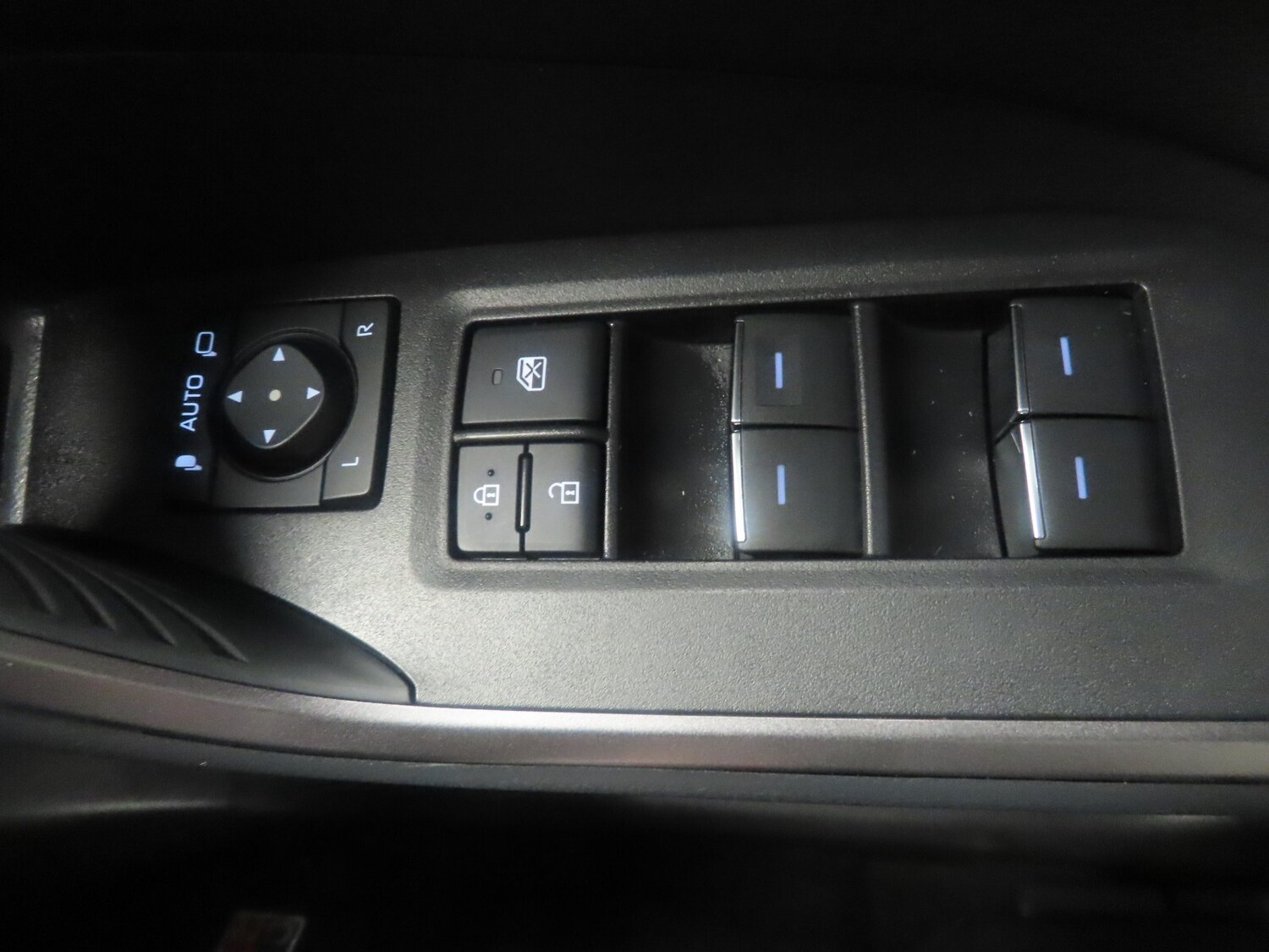 Used Toyota RAV4 2025 for sale - 77600302: Photo 29