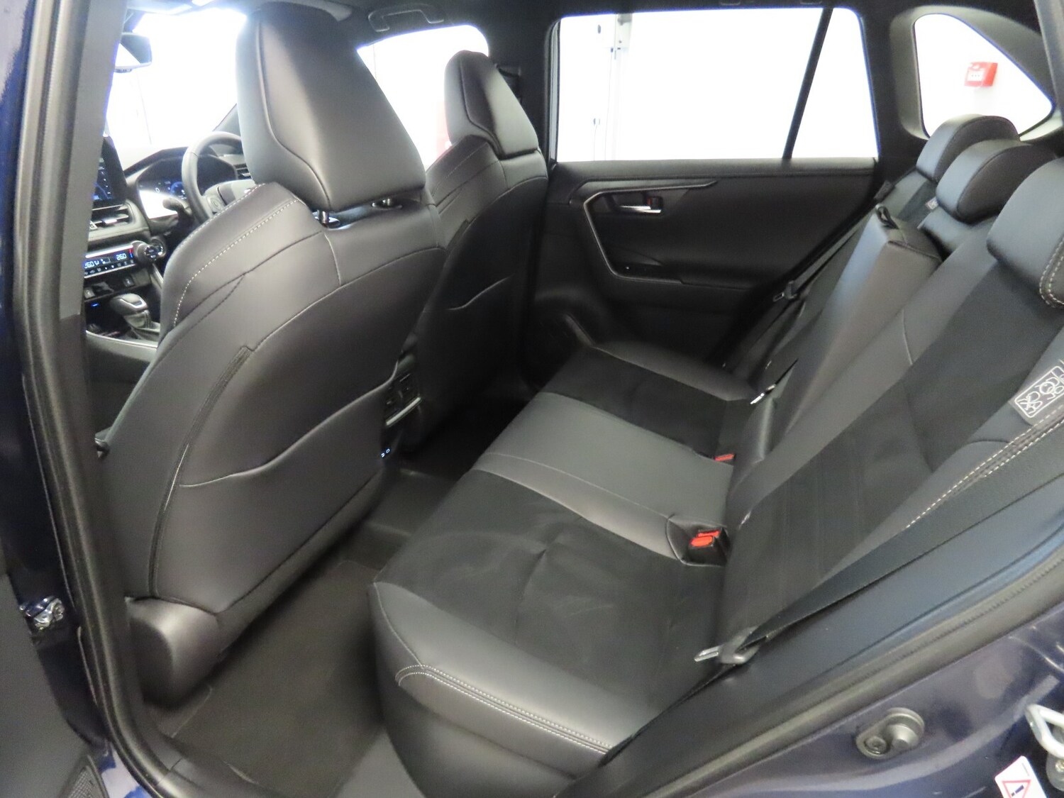 Used Toyota RAV4 2025 for sale - 77600302: Photo 38