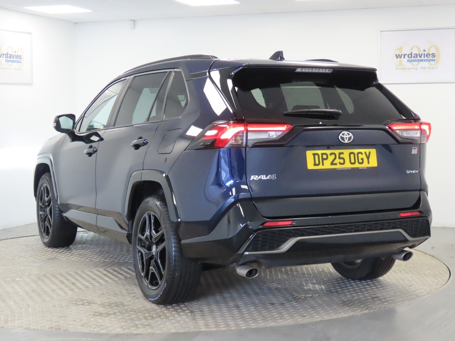 Used Toyota RAV4 2025 for sale - 77600302: Photo 5