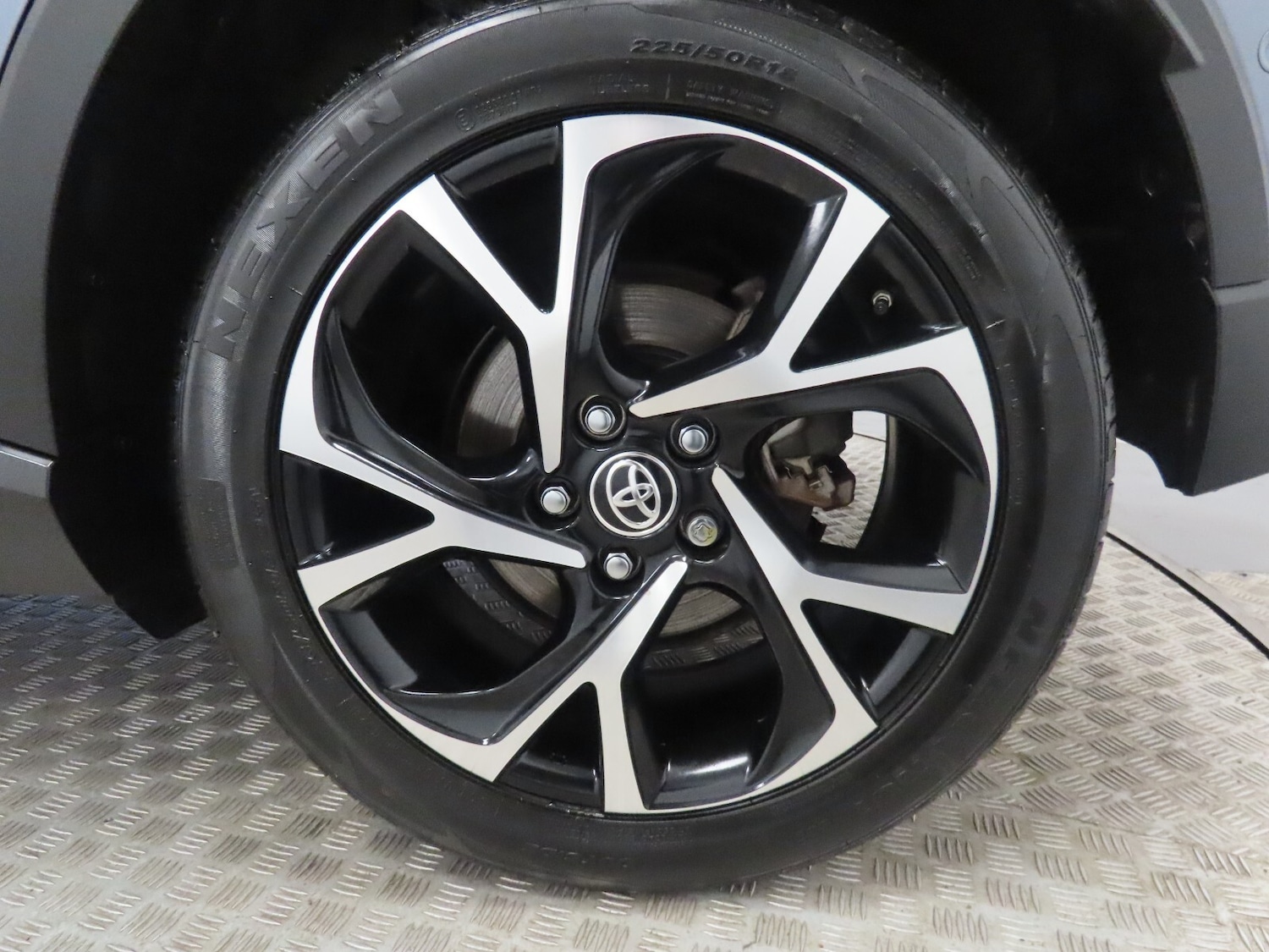 Used Toyota C-HR 2021 for sale - 77339298: Photo 12