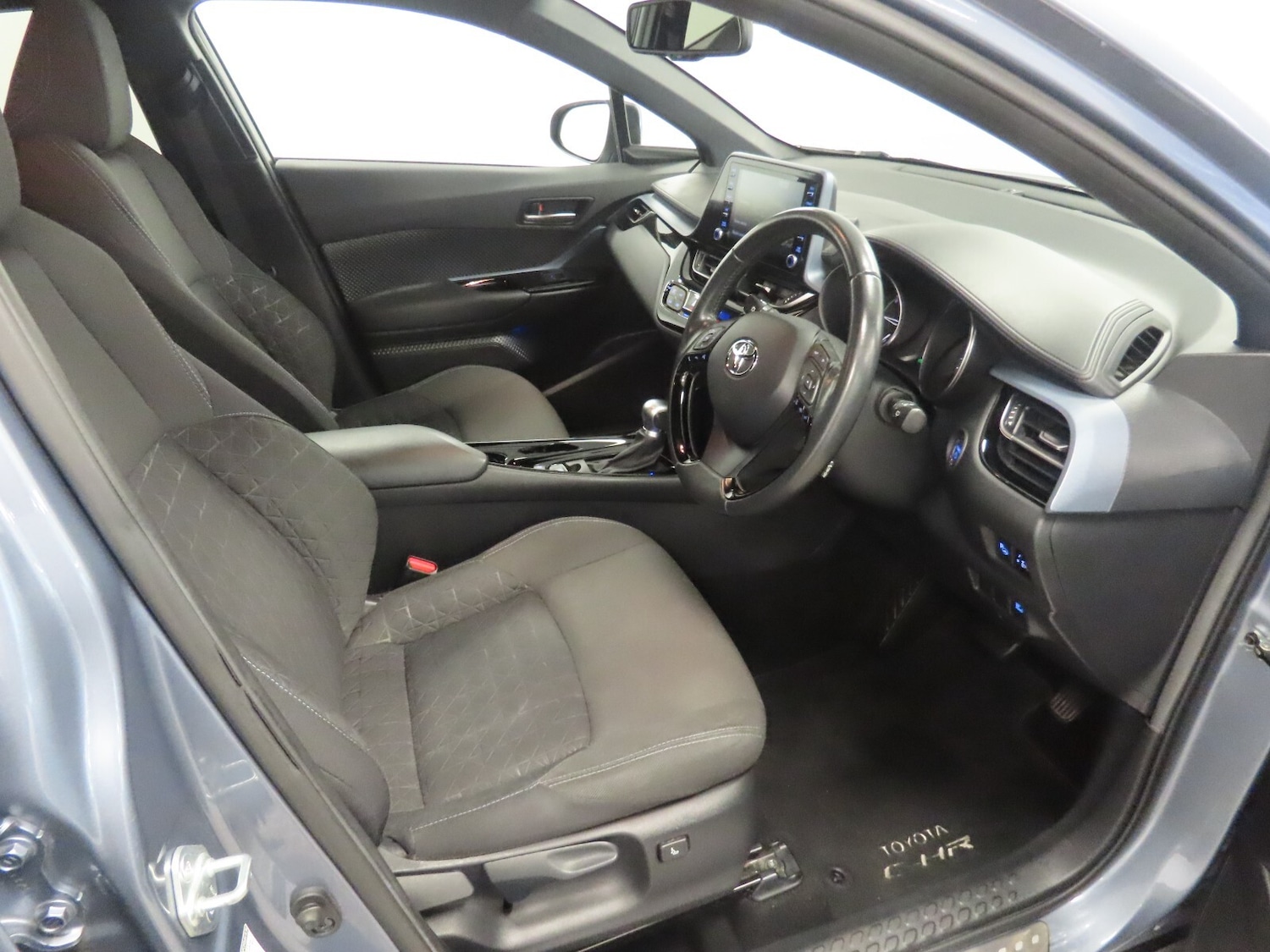 Used Toyota C-HR 2021 for sale - 77339298: Photo 15