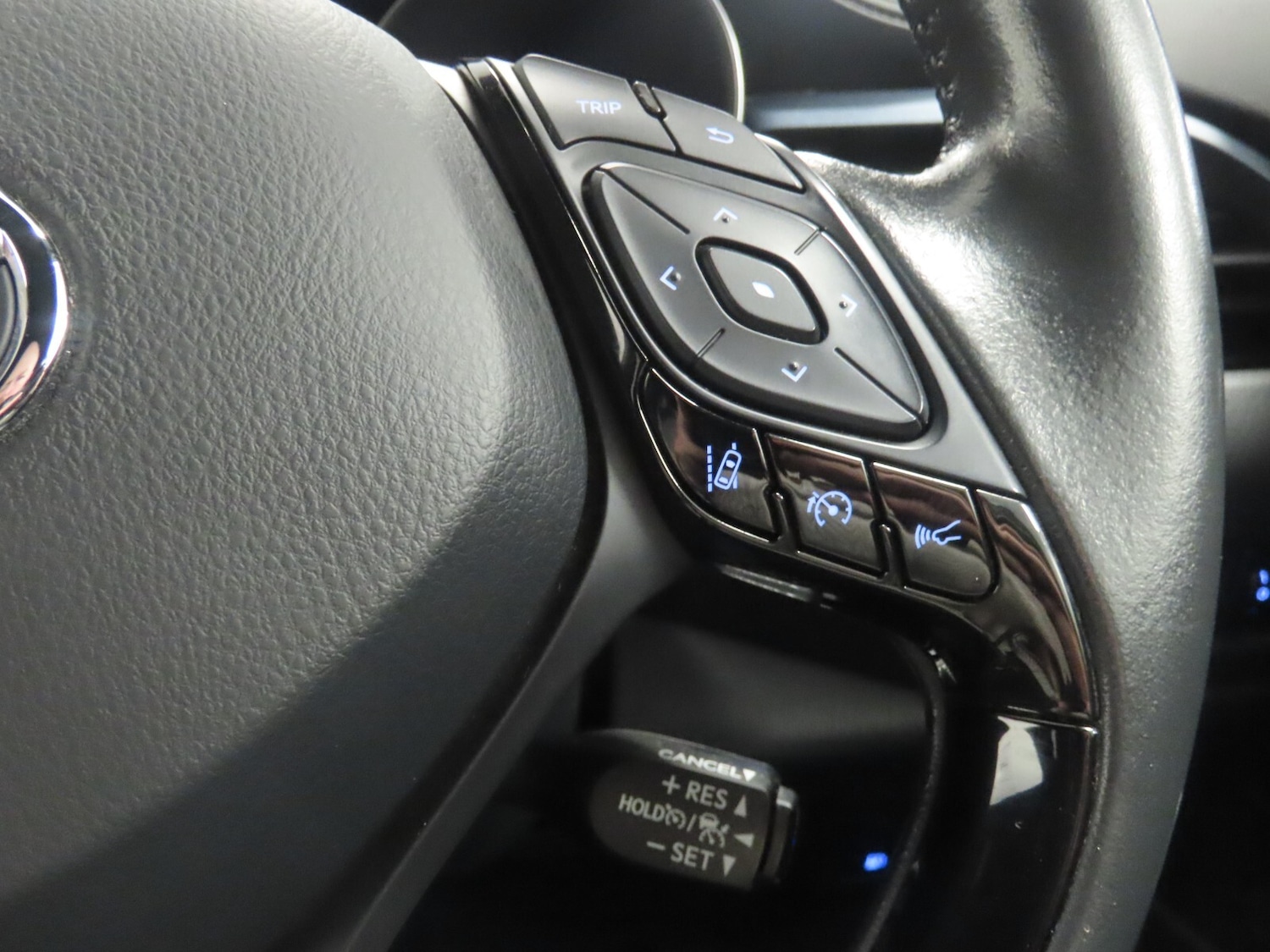 Used Toyota C-HR 2021 for sale - 77339298: Photo 19