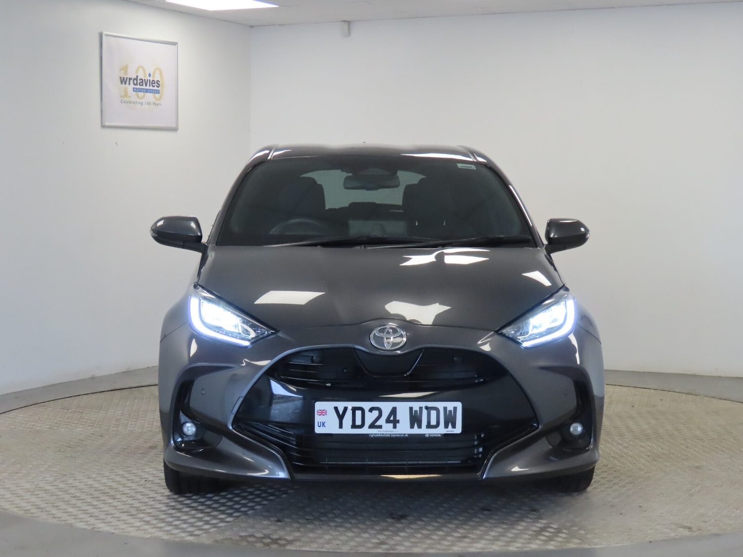 Used Toyota Yaris 2024 for sale - 77413871: Photo 2