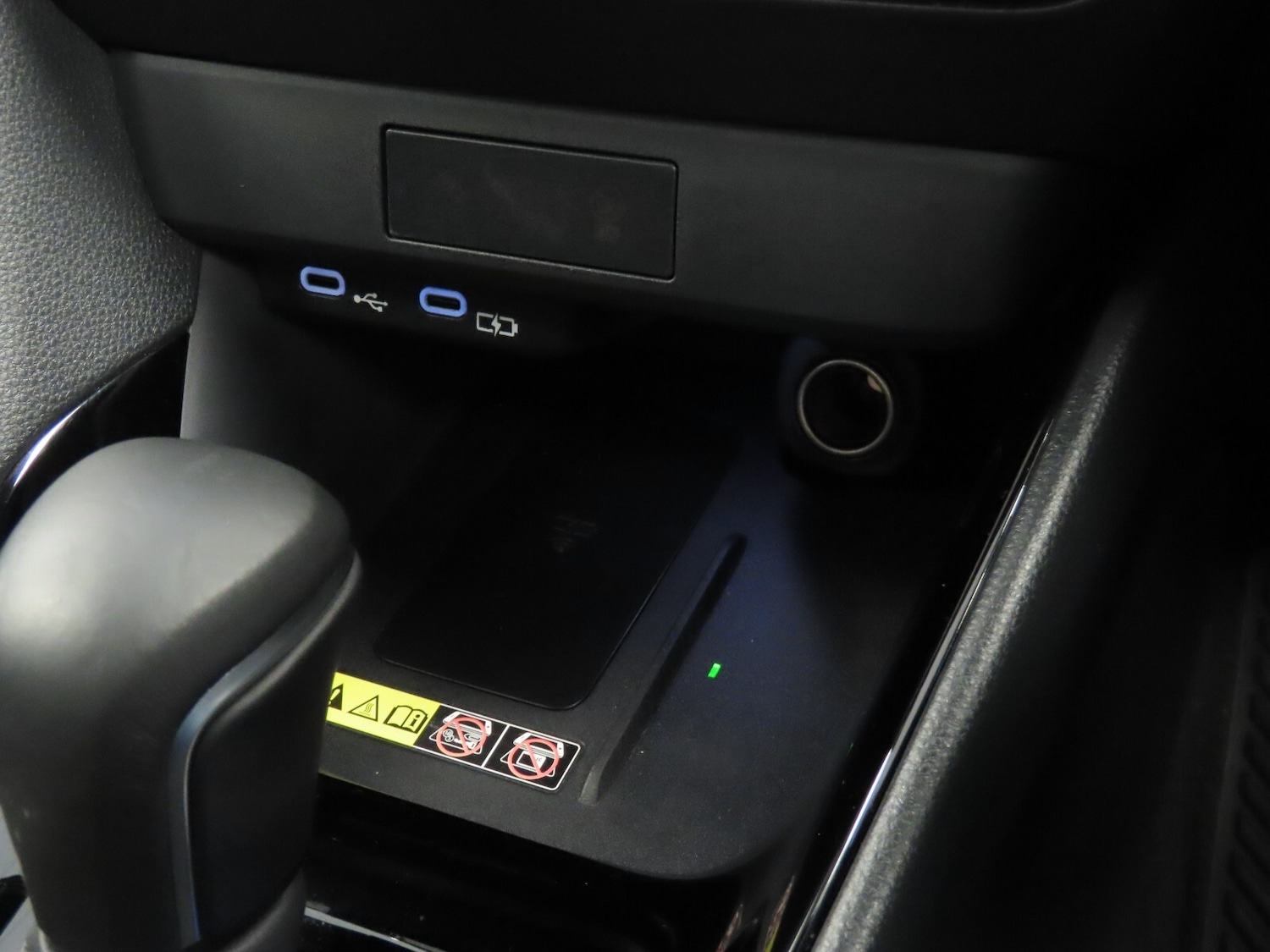 Used Toyota Yaris 2024 for sale - 77413871: Photo 25