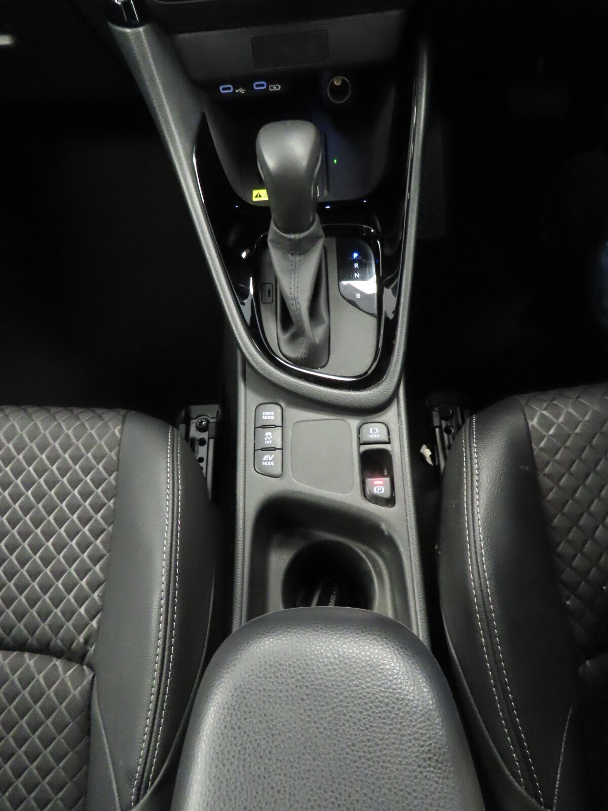 Used Toyota Yaris 2024 for sale - 77413871: Photo 28