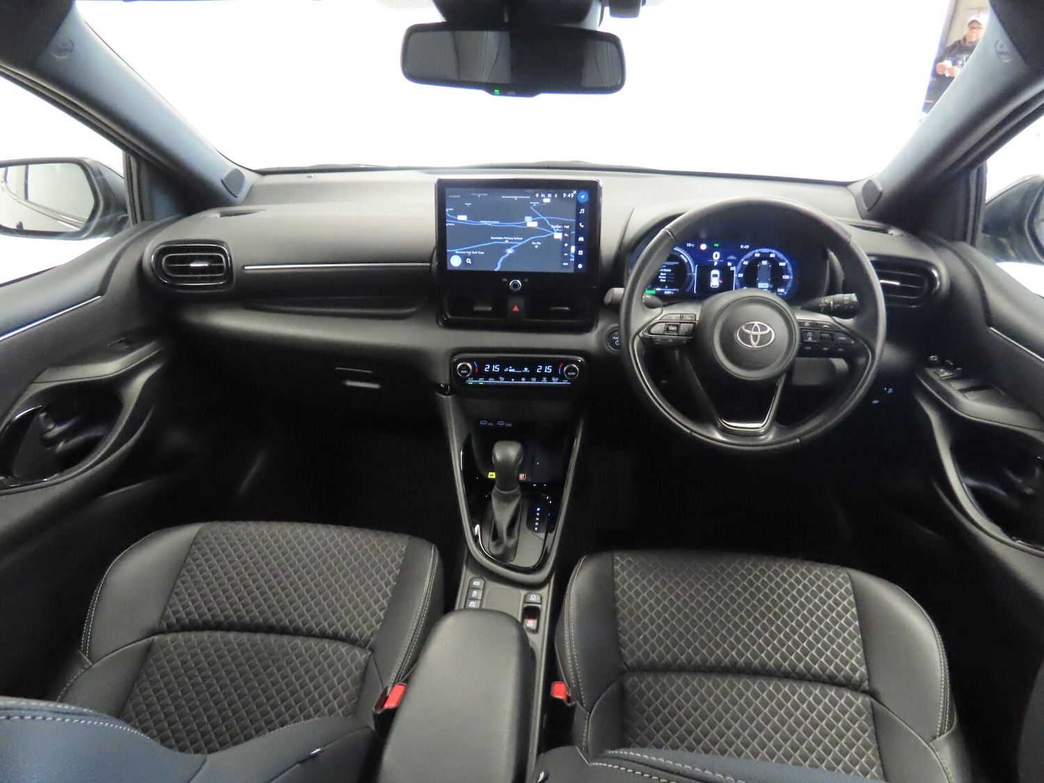 Used Toyota Yaris 2024 for sale - 77413871: Photo 30