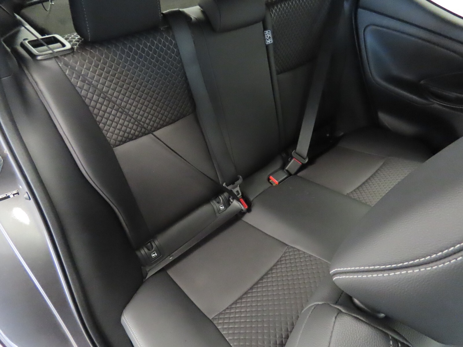 Used Toyota Yaris 2024 for sale - 77413871: Photo 32