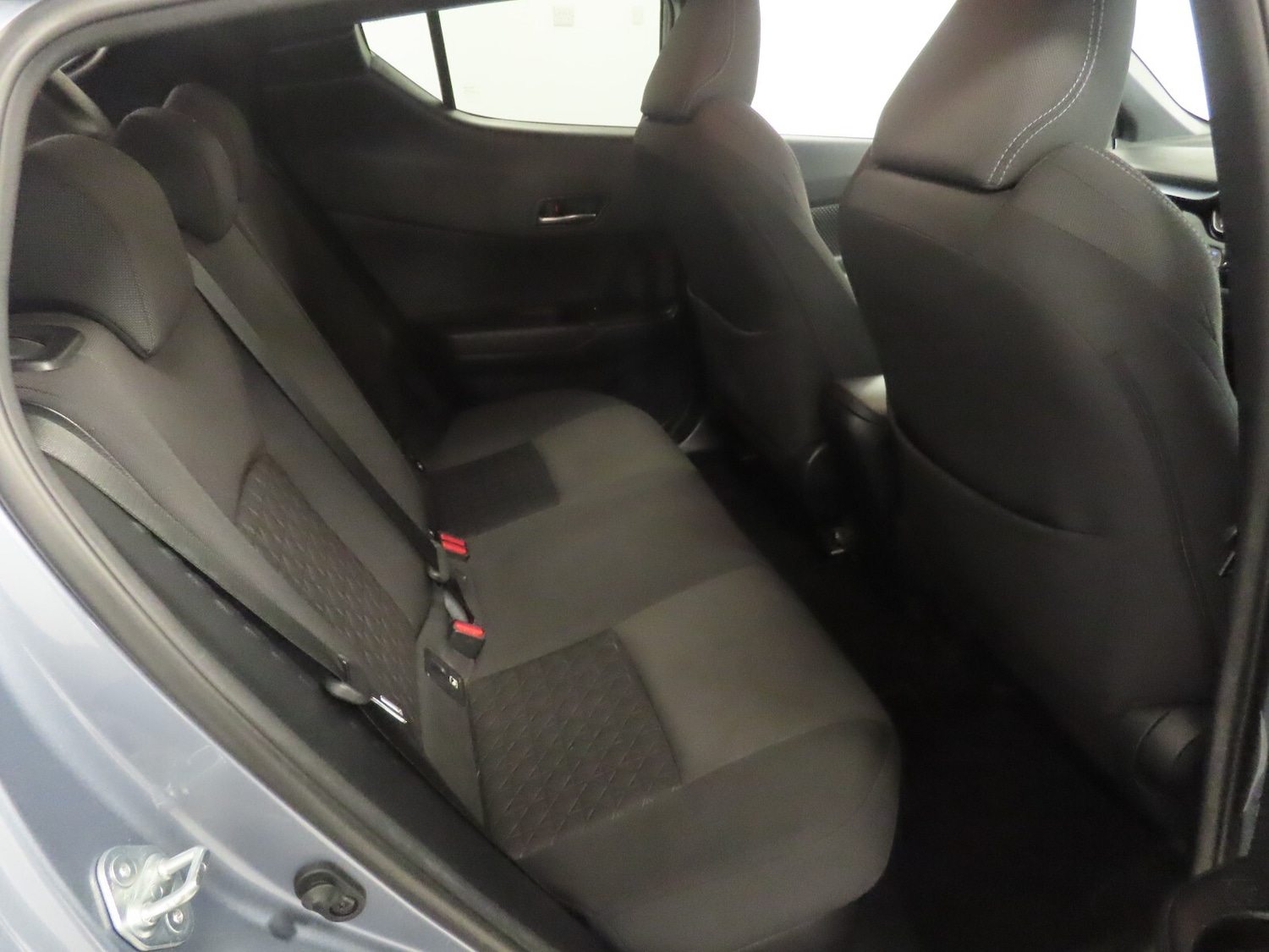 Used Toyota C-HR 2021 for sale - 76766176: Photo 32