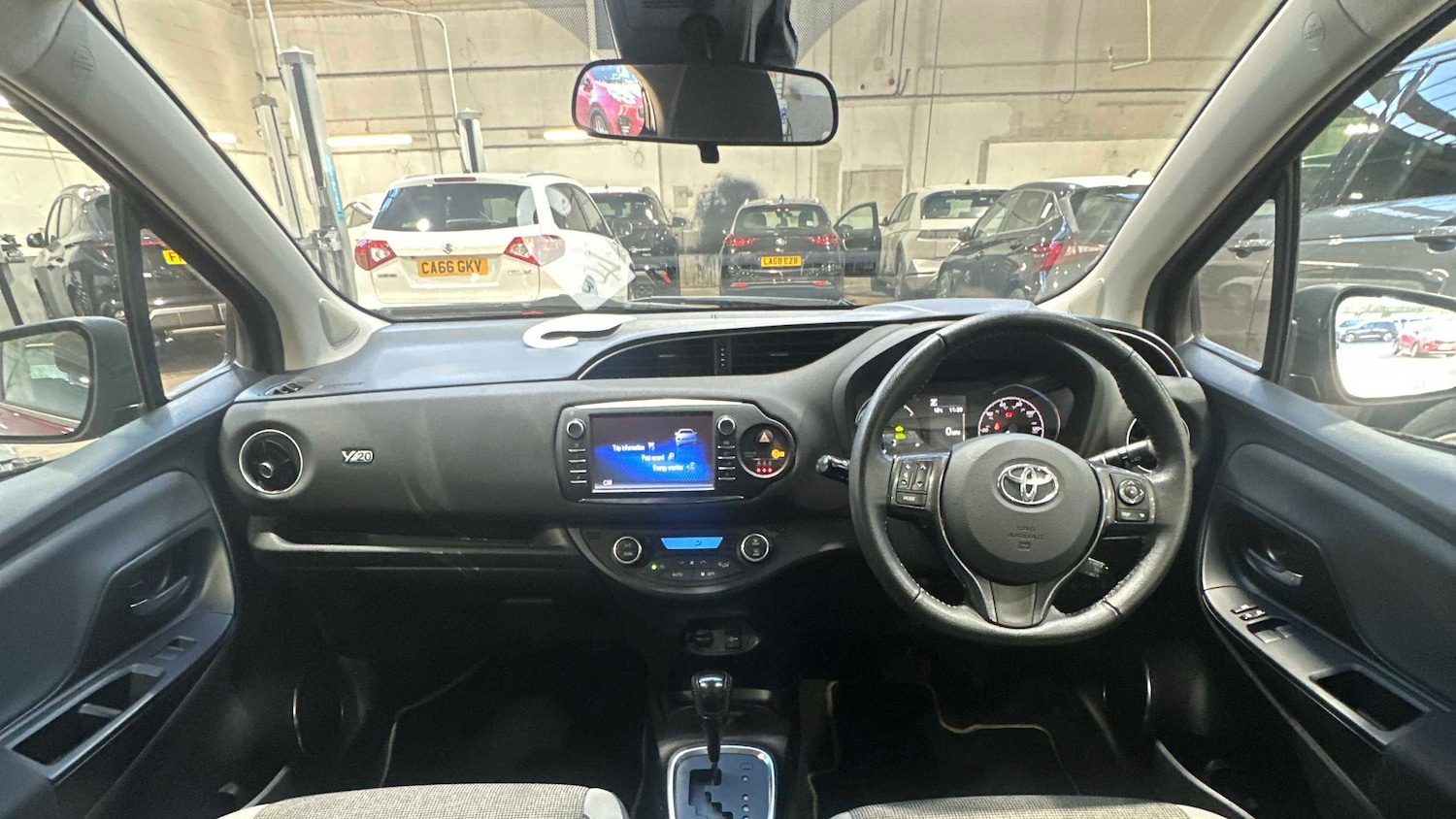 Used Toyota Yaris for sale - 77862009: Photo 9