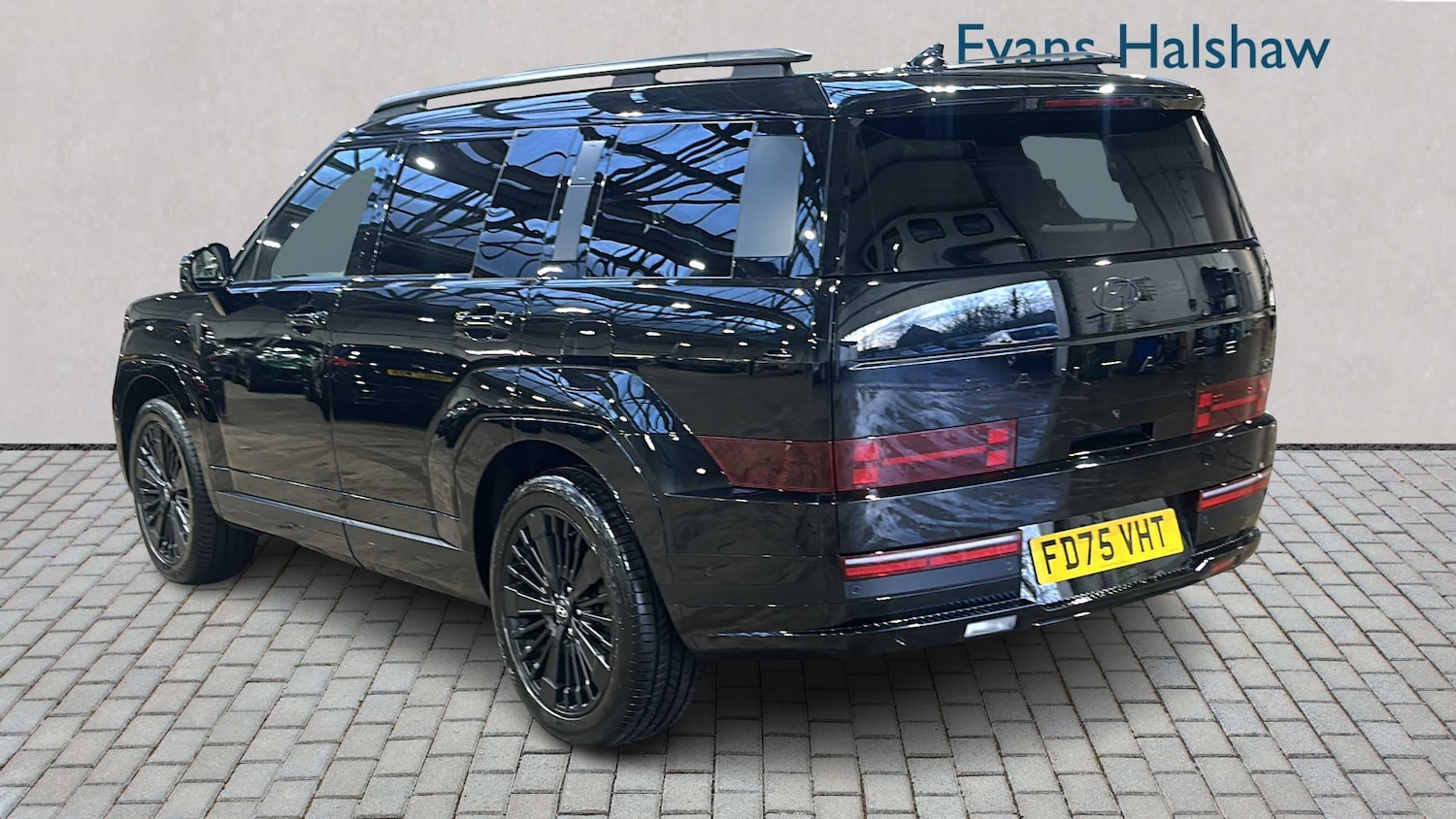 Used Hyundai Santa Fe 2025 for sale - 77859383: Photo 2