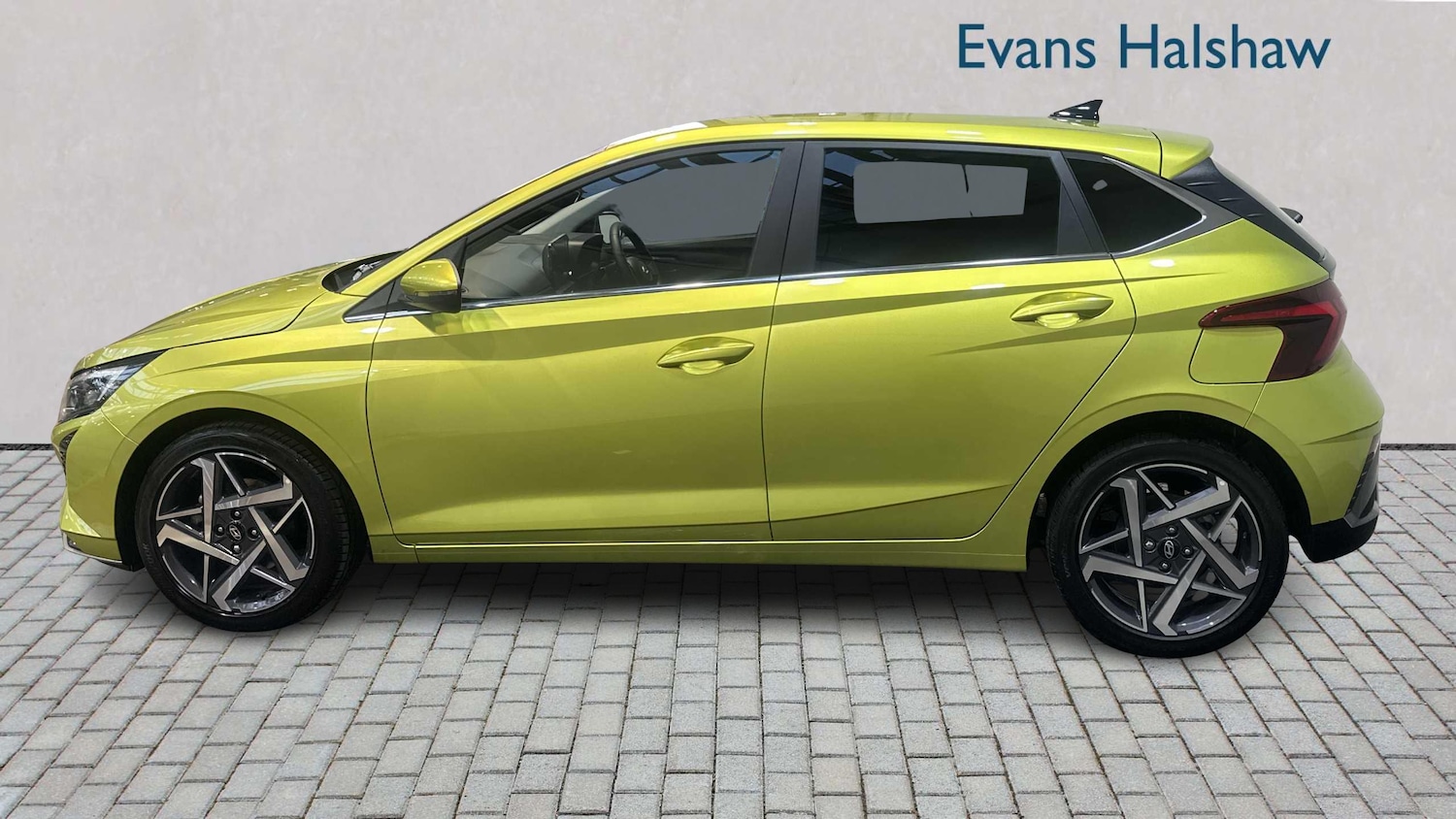 Used Hyundai i20 for sale - 77860231: Photo 3