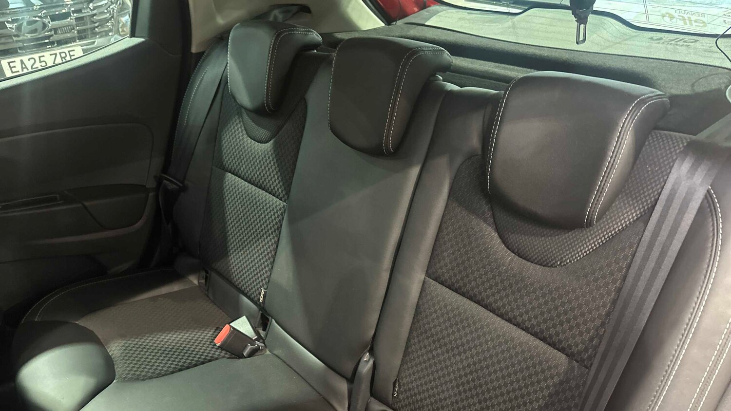 Used Renault Clio for sale - 77862445: Photo 14