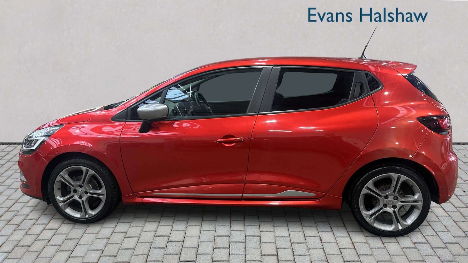 Used Renault Clio for sale - 77862445: Photo 3