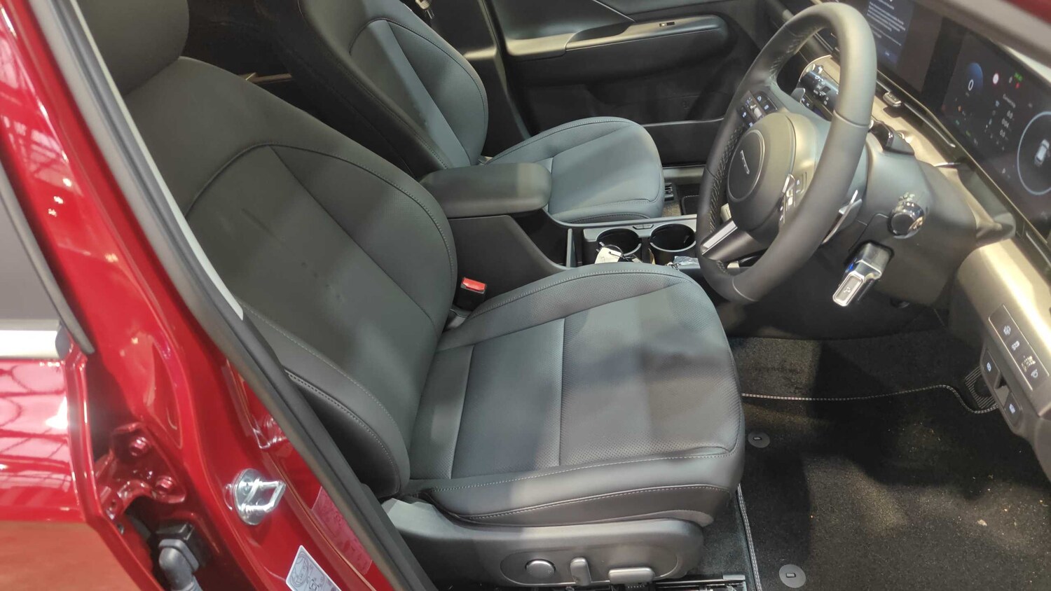 Used Hyundai KONA 2025 for sale - 77861237: Photo 7