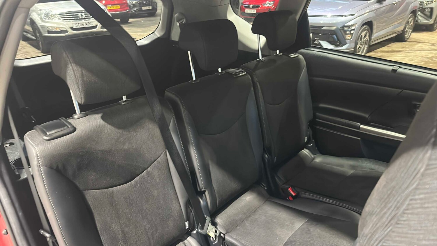 Used Toyota Prius+ 2020 for sale - 77861914: Photo 12