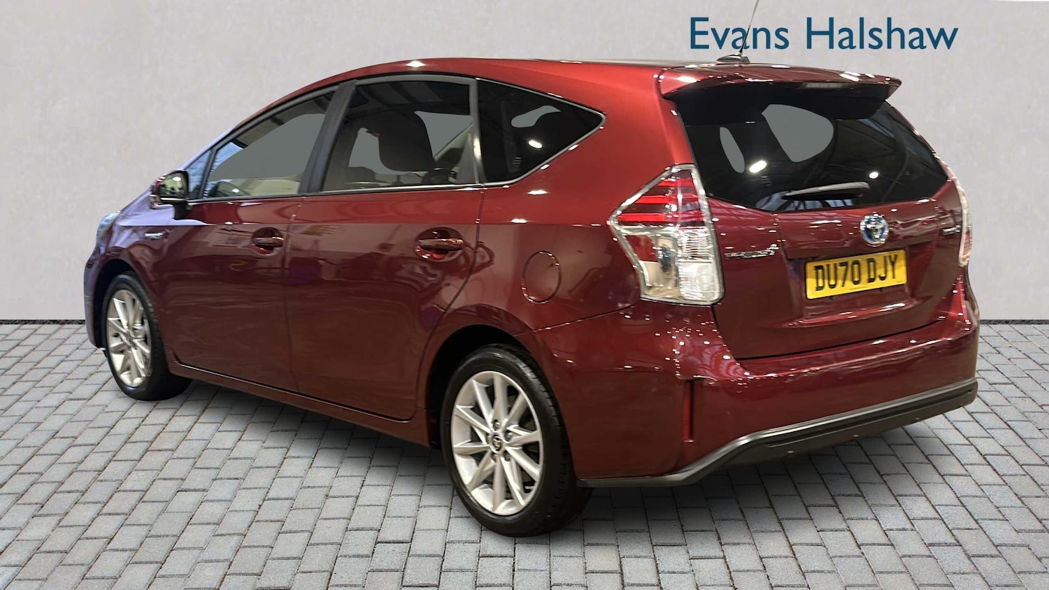 Used Toyota Prius+ 2020 for sale - 77861914: Photo 2