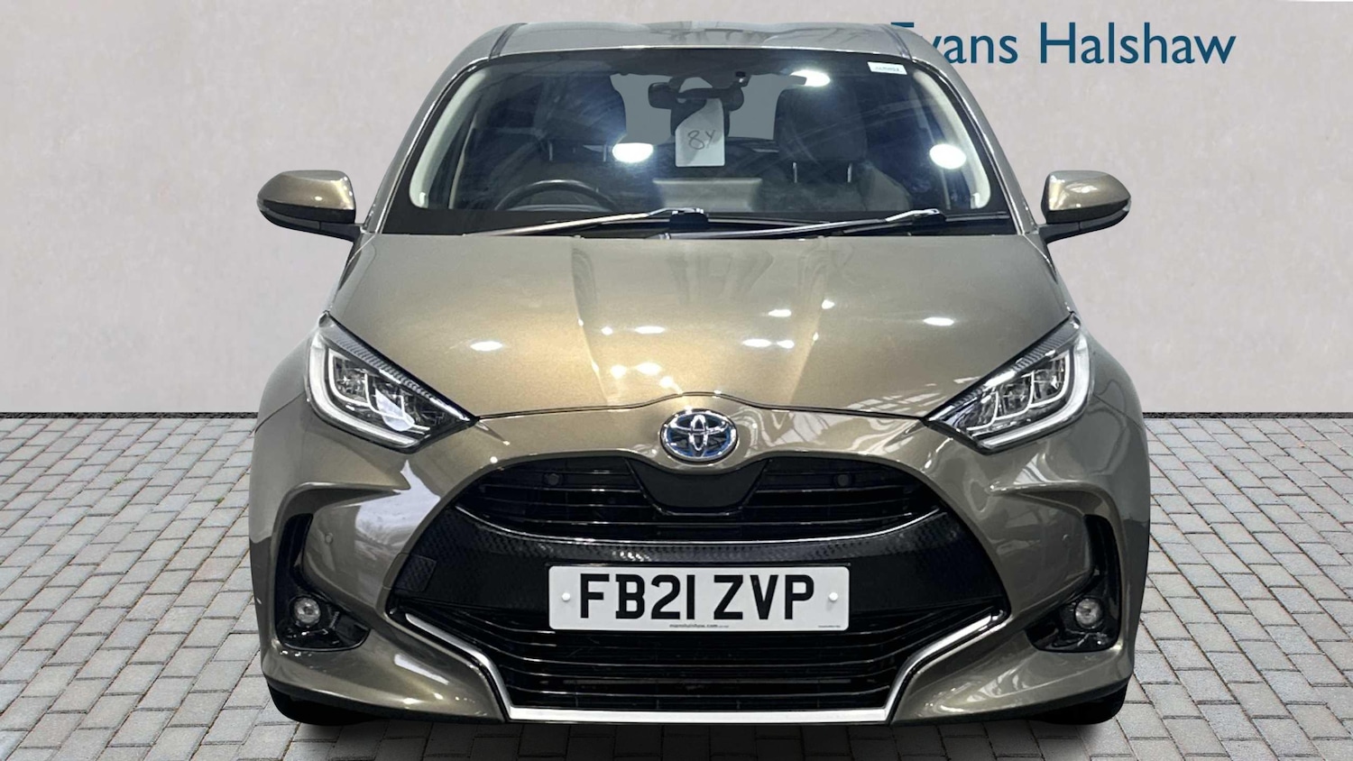 Used Toyota Yaris 2021 for sale - 77858945: Photo 2