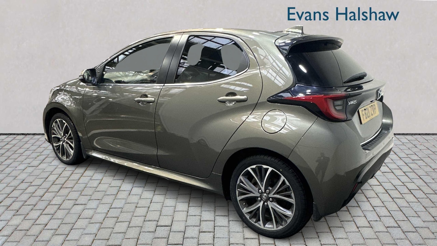 Used Toyota Yaris 2021 for sale - 77858945: Photo 4
