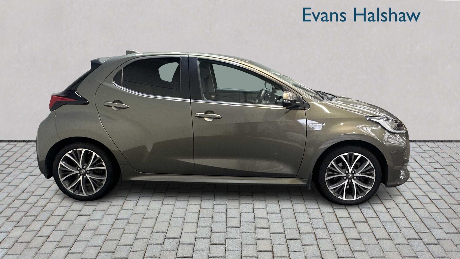 Used Toyota Yaris 2021 for sale - 77858945: Photo 6