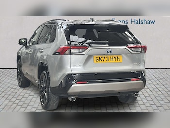 Used Toyota RAV4 2023 for sale - 79545023: Photo
