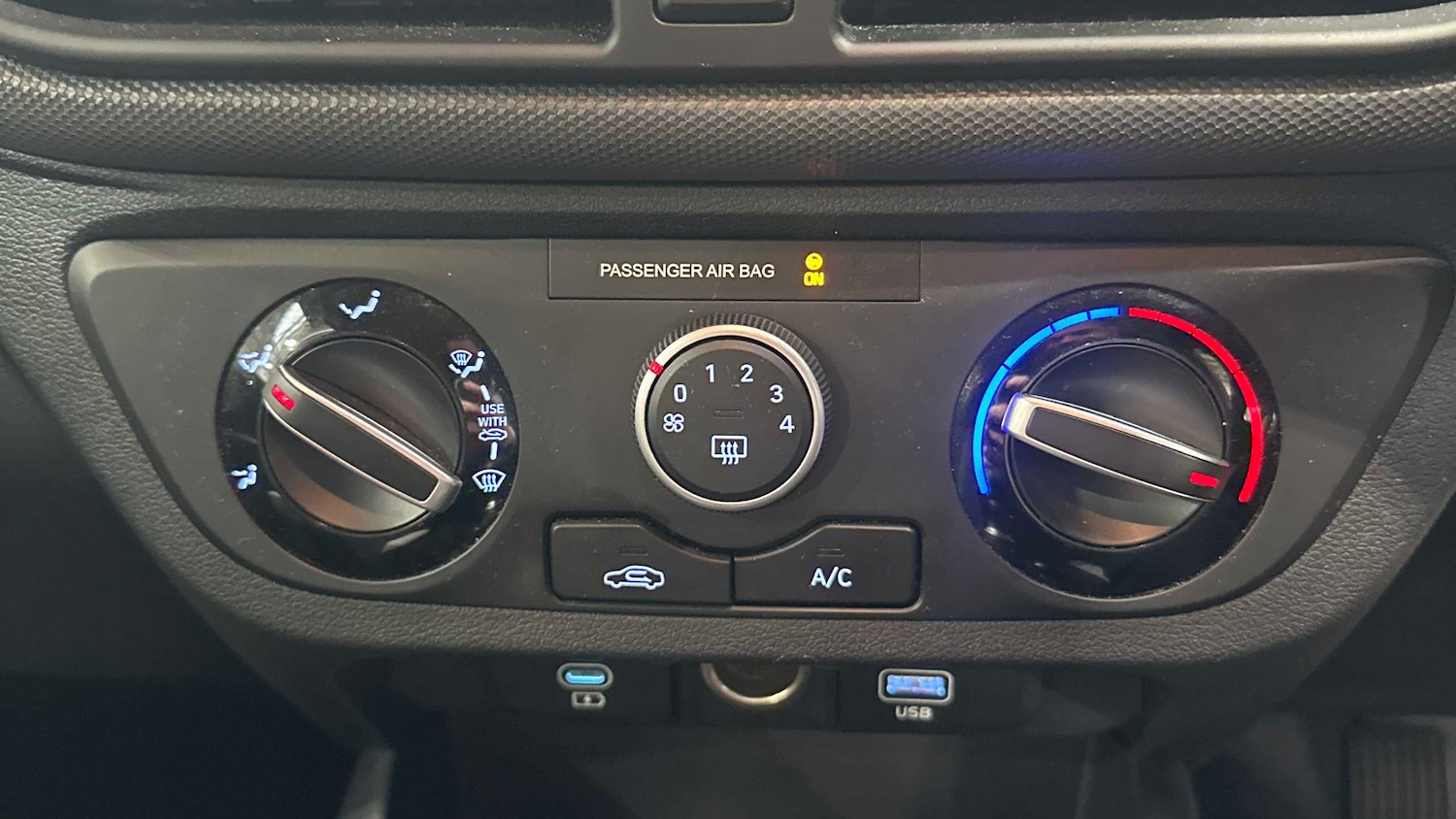 Used Hyundai i10 for sale - 78104490: Photo 15