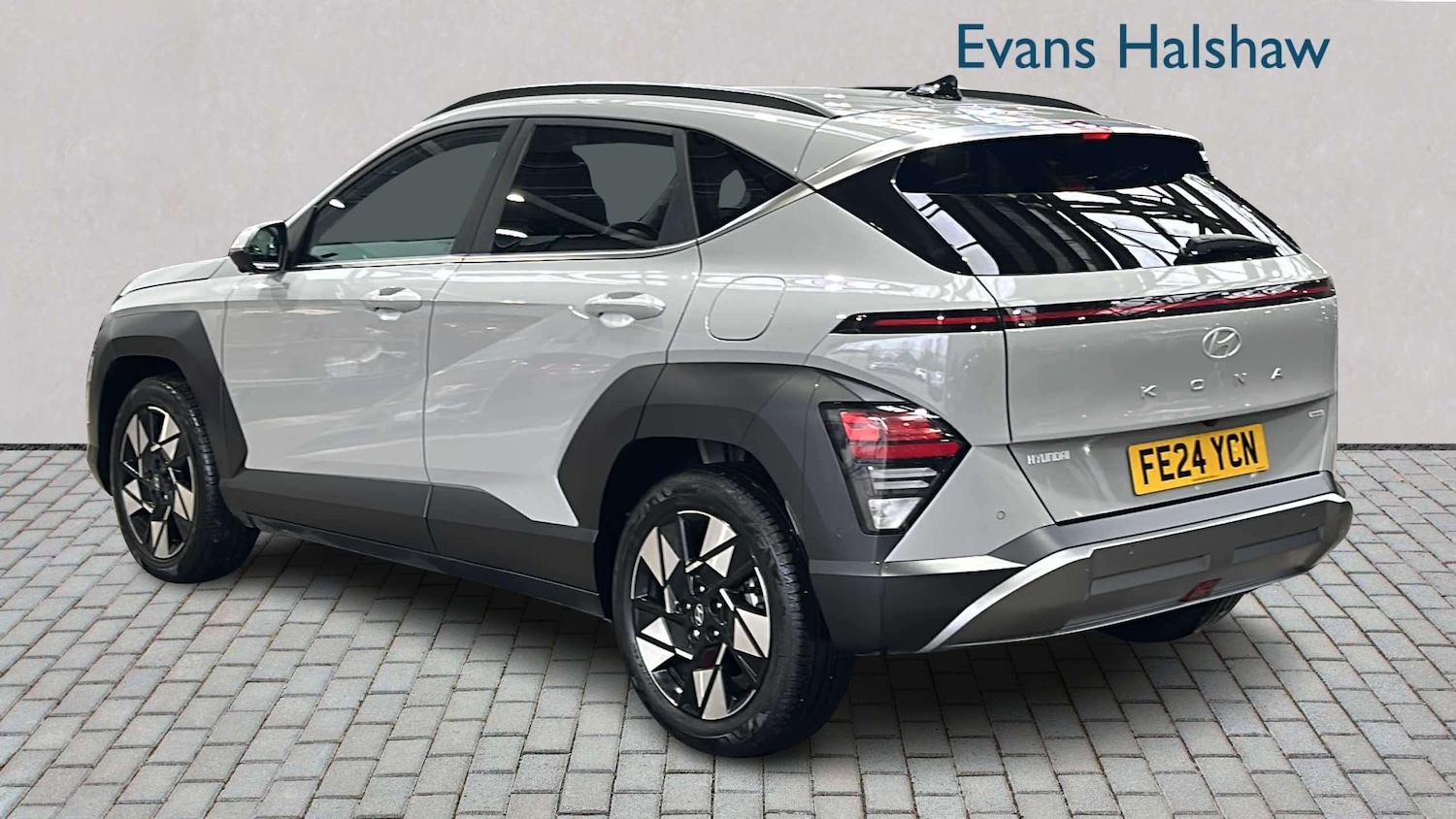 Used Hyundai KONA 2024 for sale - 78119148: Photo 2